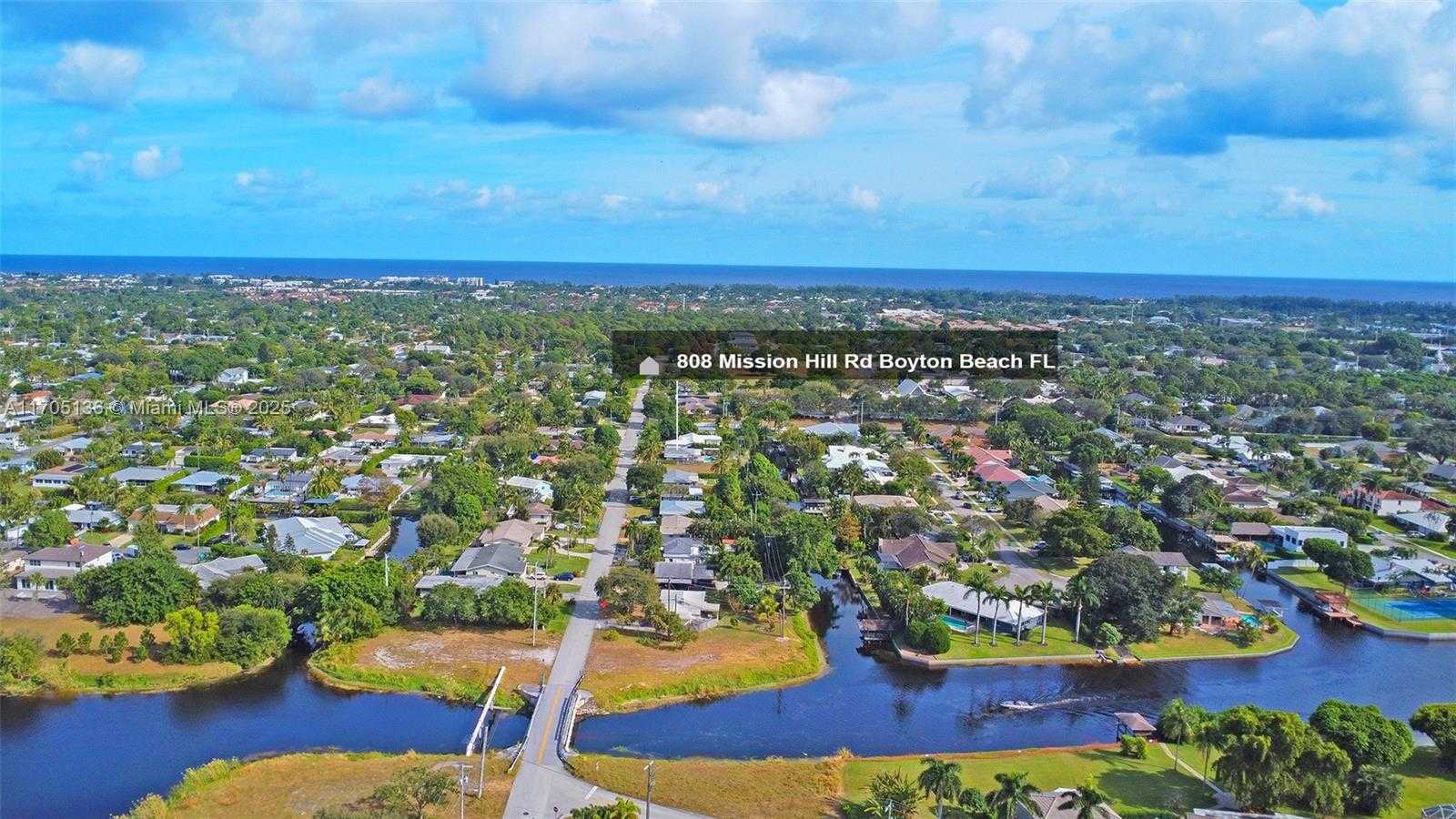 Small Image of 808 MISSION HILL RD, Boynton Beach Number 3