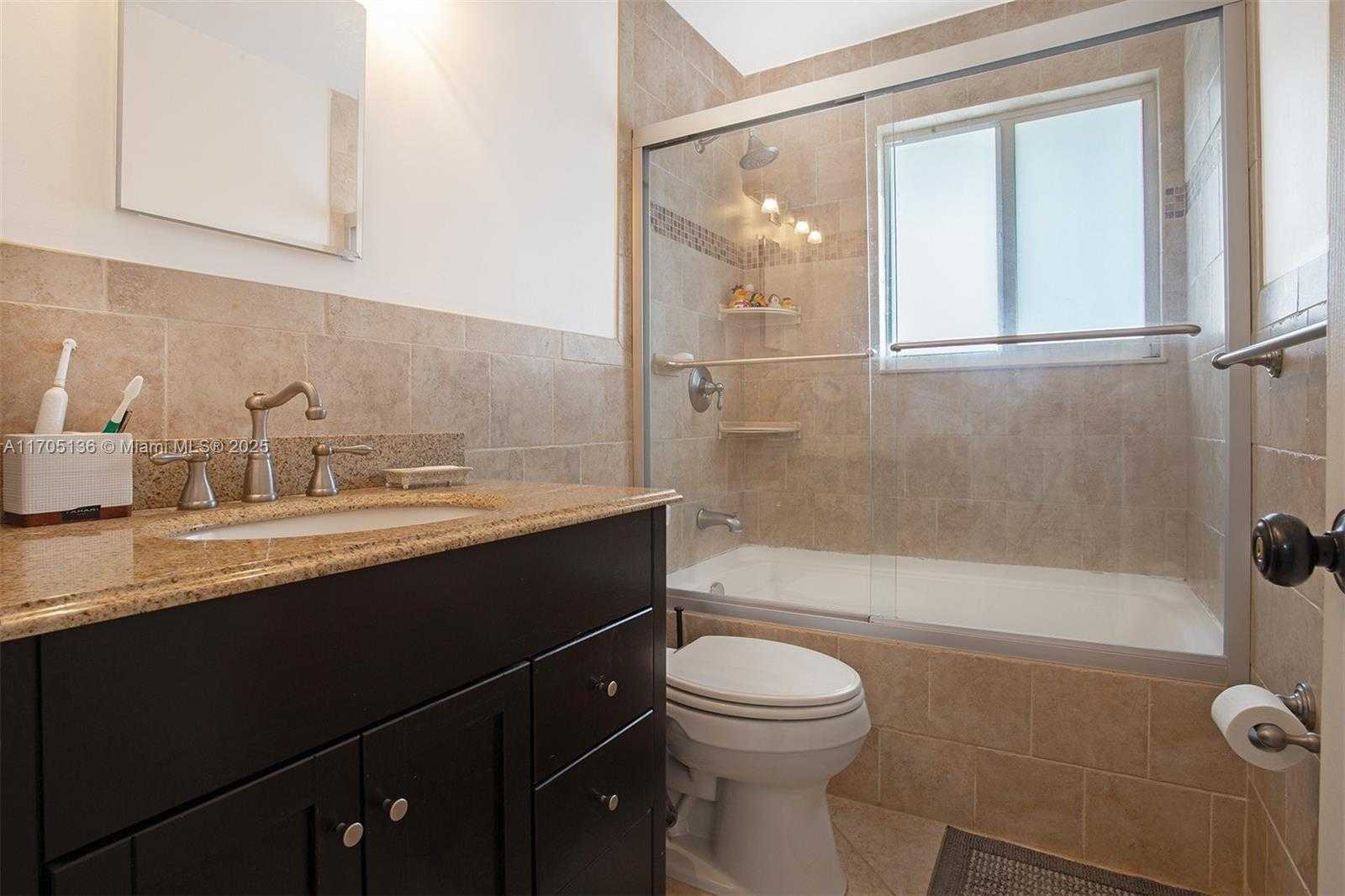 Small Image of 808 MISSION HILL RD, Boynton Beach Number 32