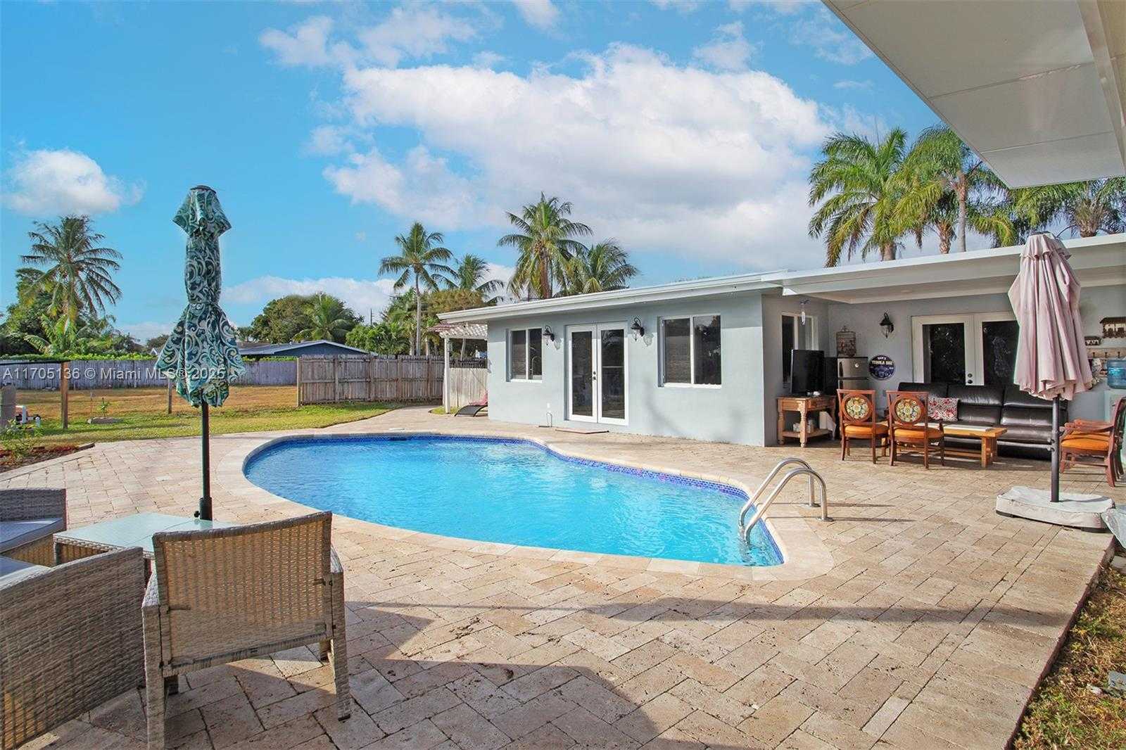 Small Image of 808 MISSION HILL RD, Boynton Beach Number 48