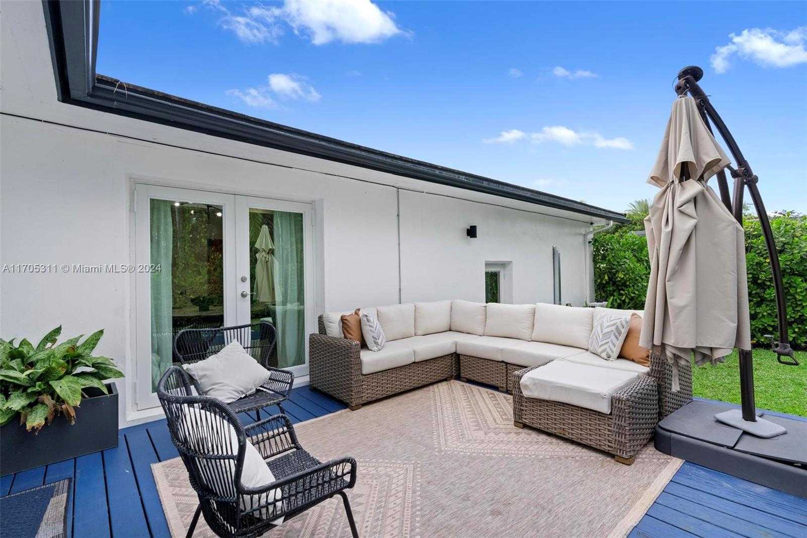 Small Image of 10601 NORTH EAST 2ND AVE, Miami Shores Number 24
