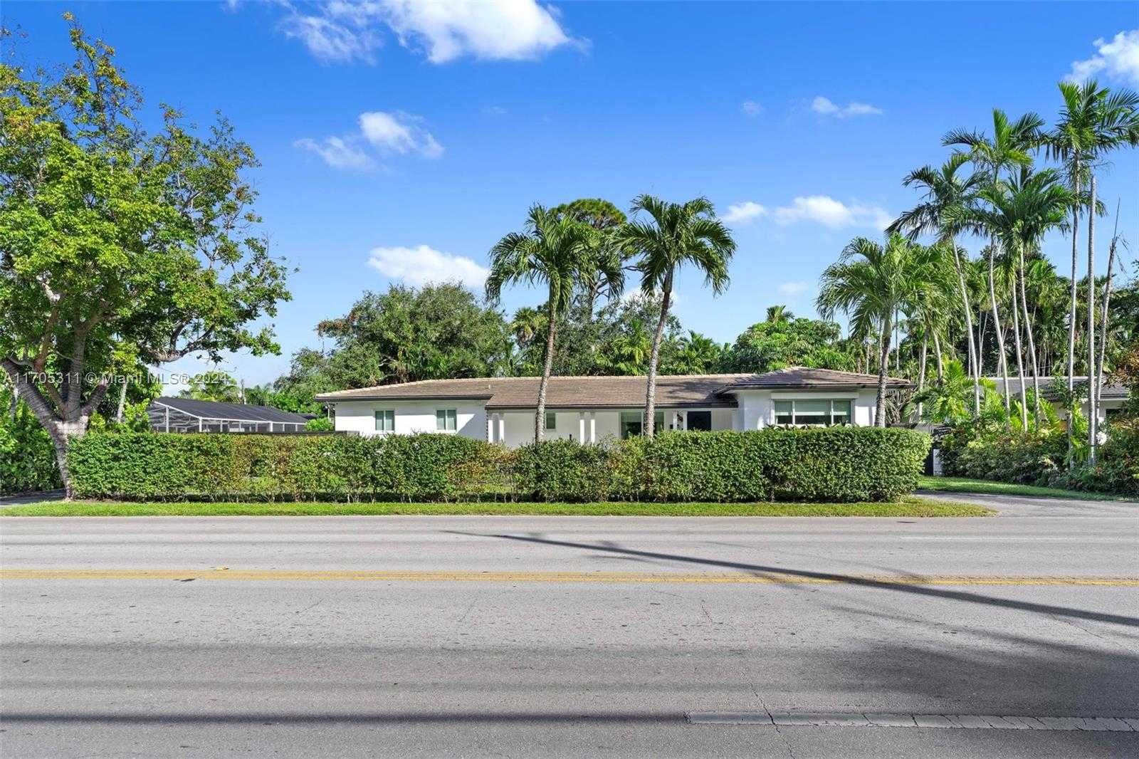 Small Image of 10601 NORTH EAST 2ND AVE, Miami Shores Number 32