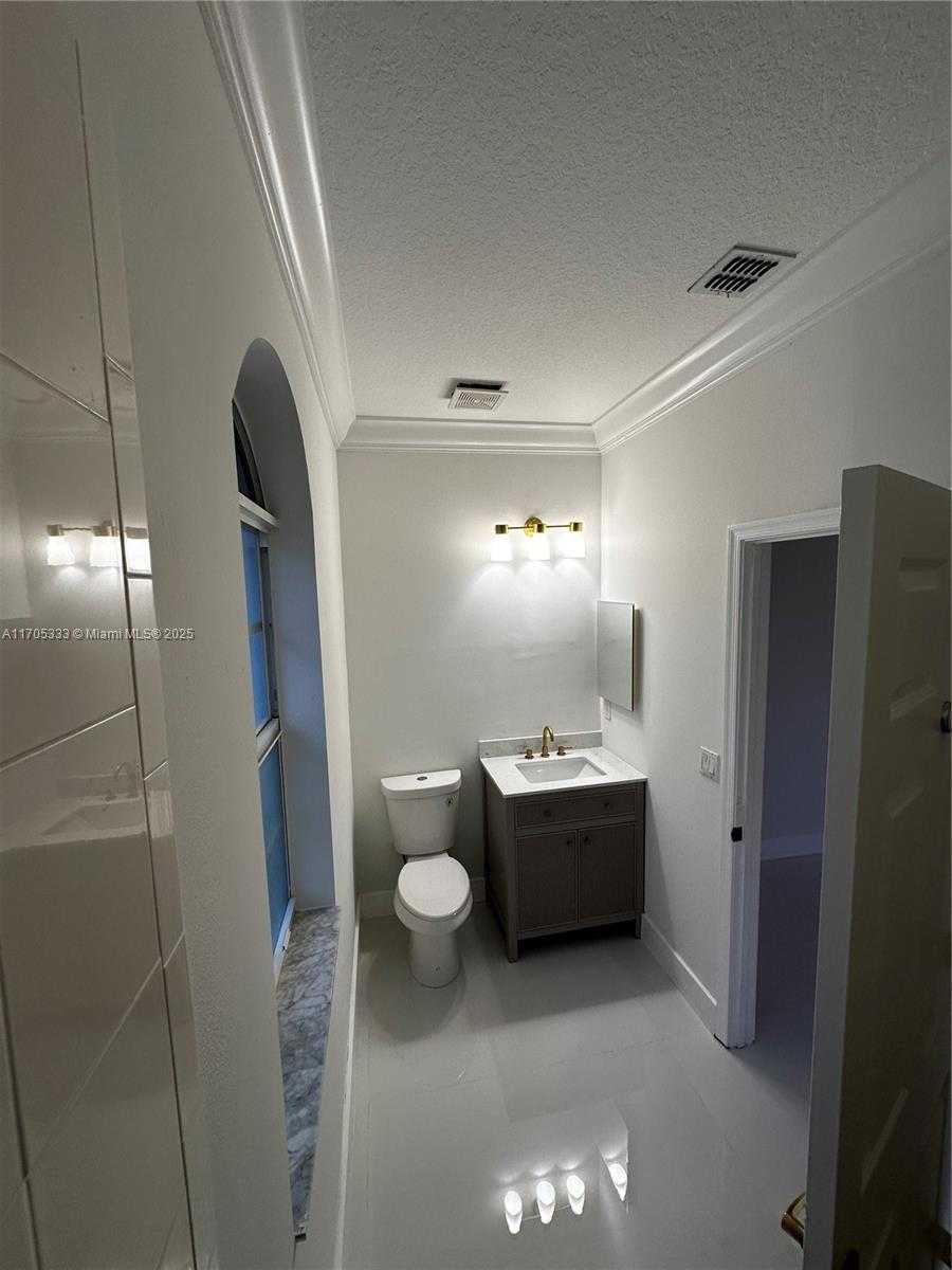 Small Image of 9741 ROCHE PL, Wellington Number 13
