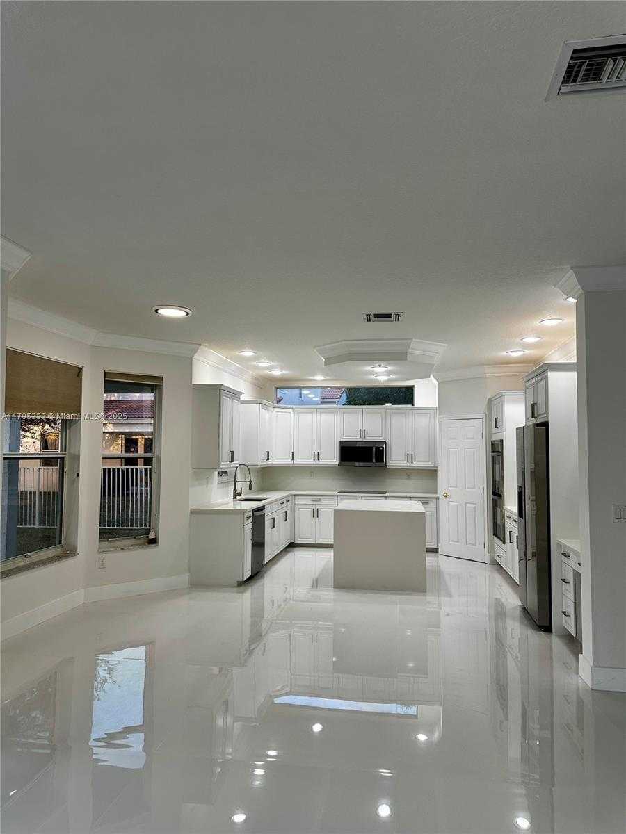 Small Image of 9741 ROCHE PL, Wellington Number 17