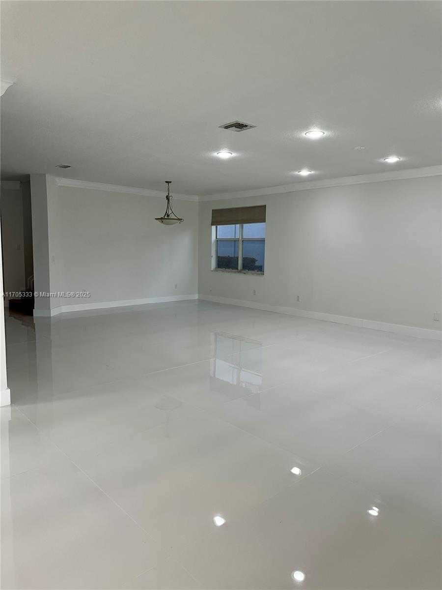 Small Image of 9741 ROCHE PL, Wellington Number 19