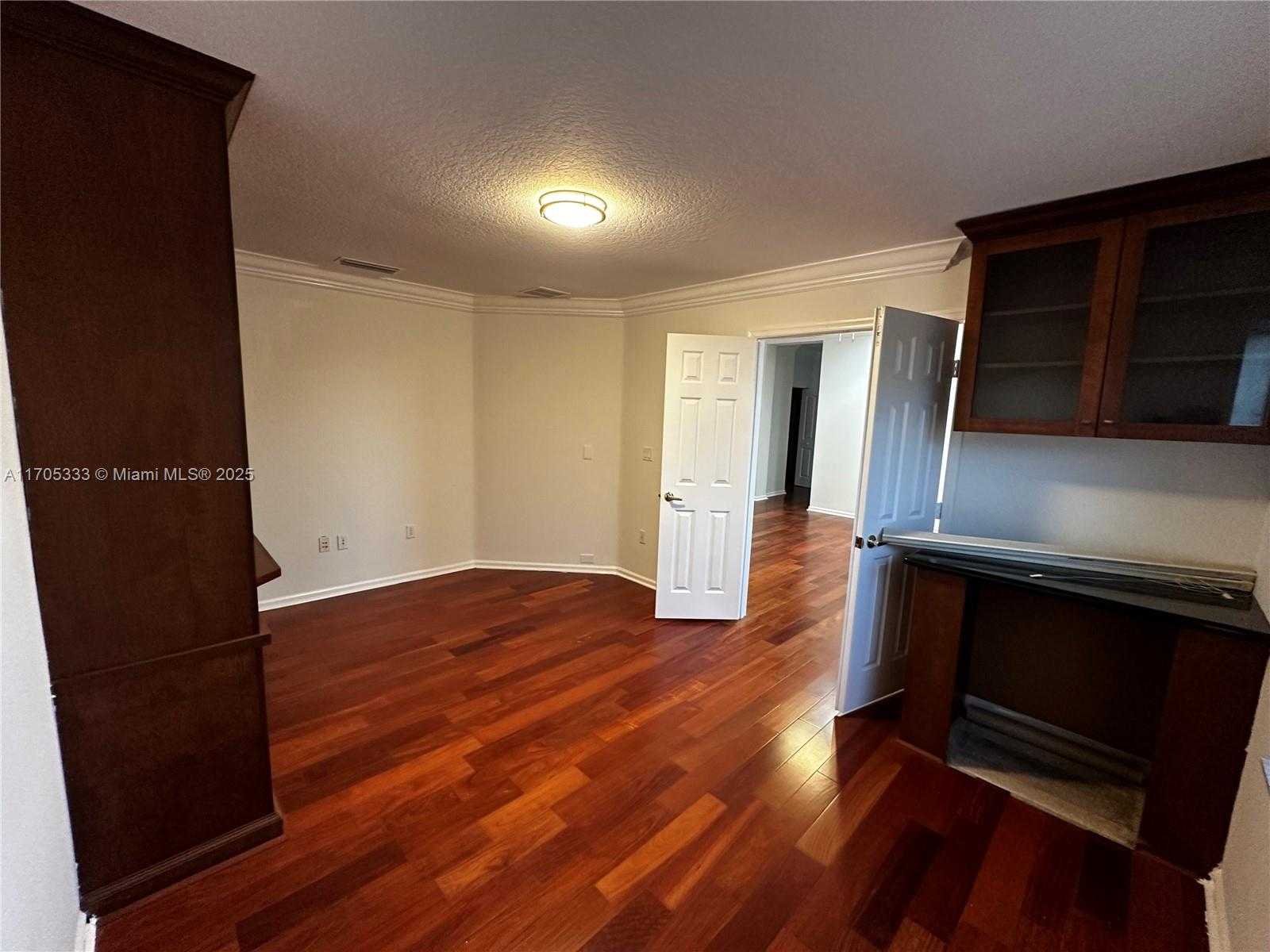 Small Image of 9741 ROCHE PL, Wellington Number 28