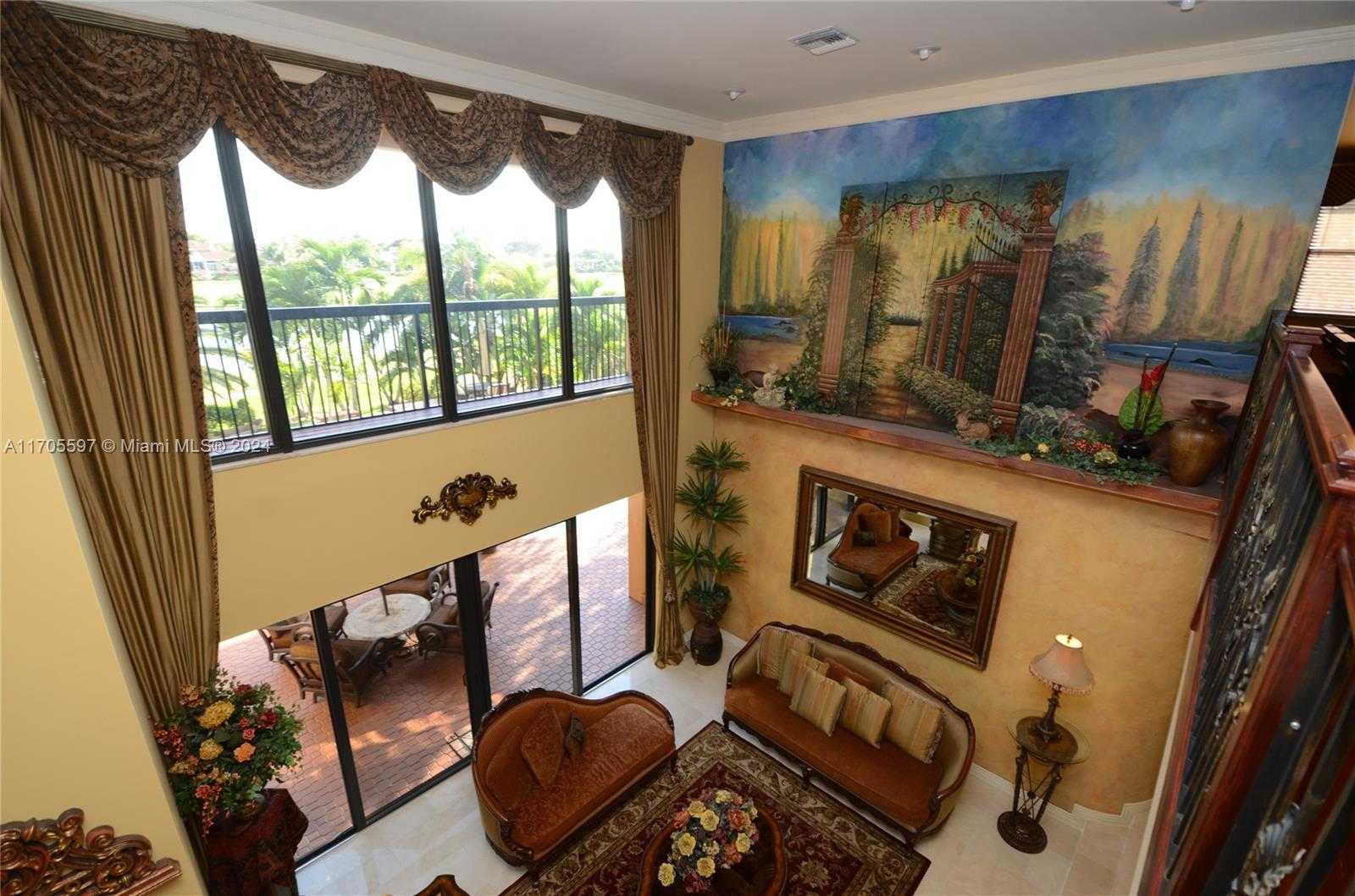 Small Image of 12040 NORTH EAGLE TRACE BLVD N, Coral Springs Number 19