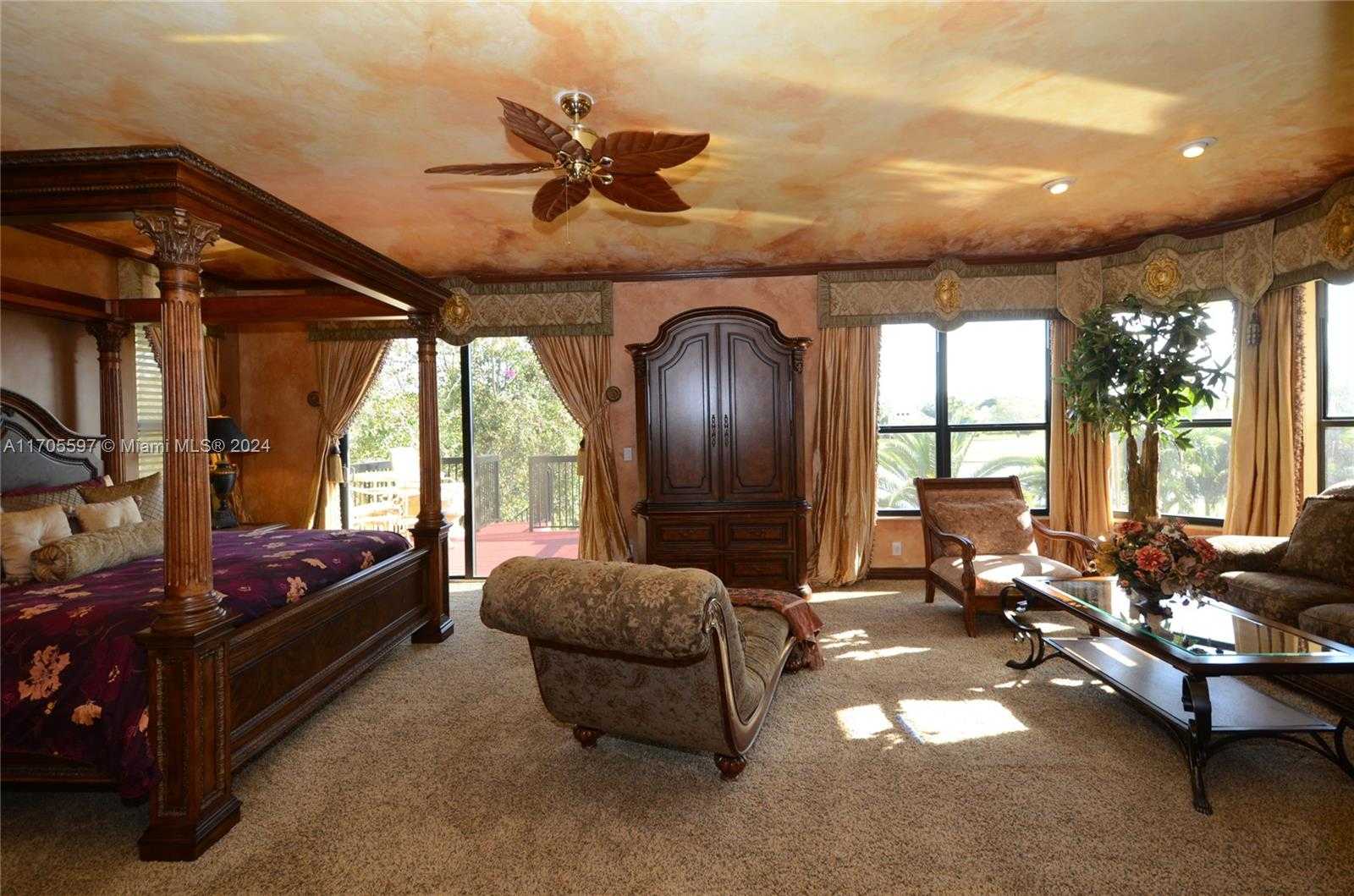 Small Image of 12040 NORTH EAGLE TRACE BLVD N, Coral Springs Number 24