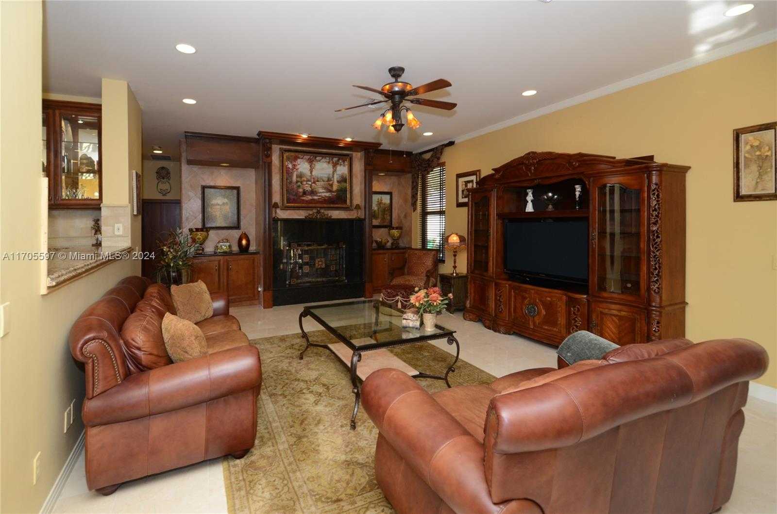 Small Image of 12040 NORTH EAGLE TRACE BLVD N, Coral Springs Number 29