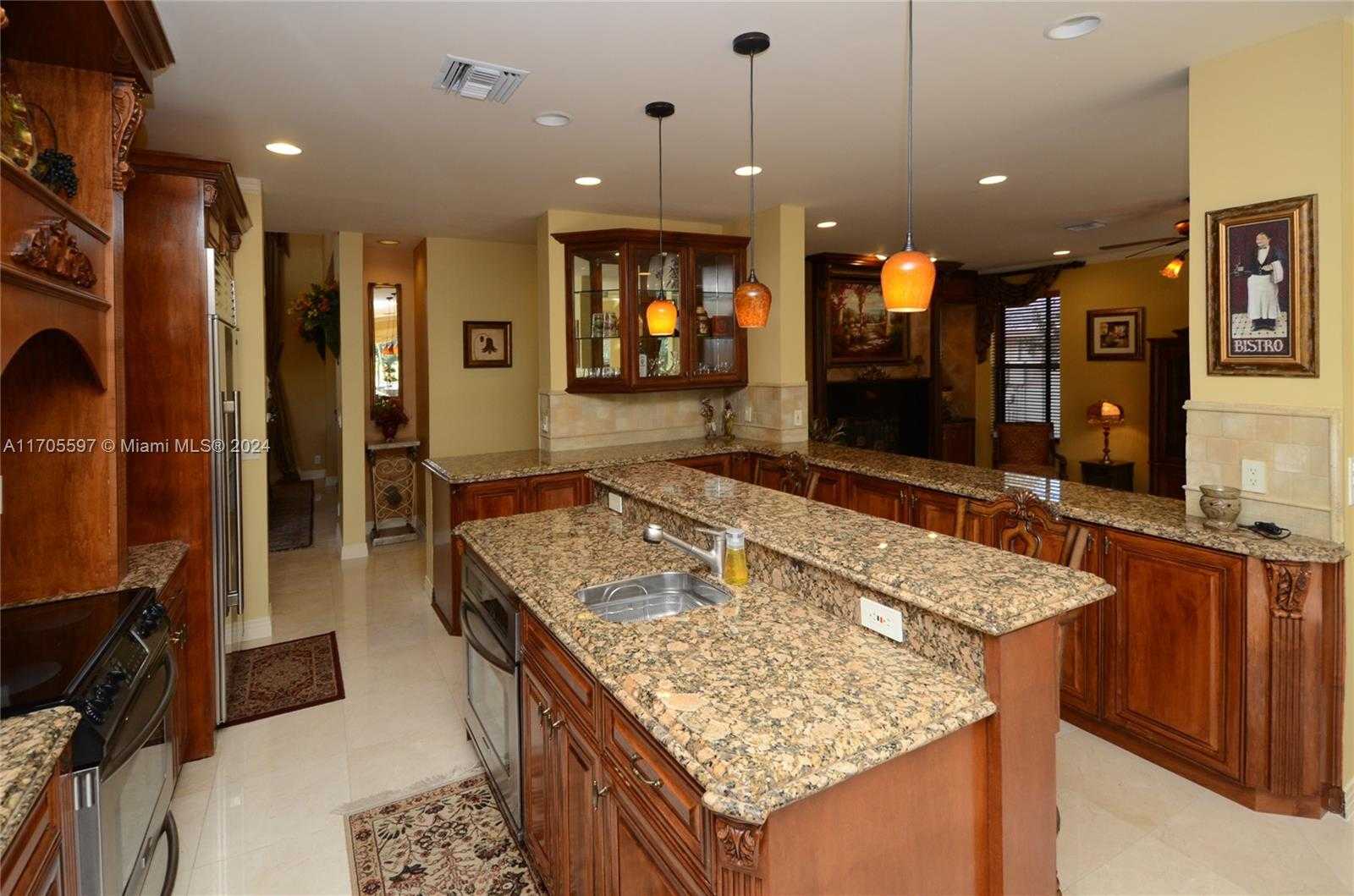 Small Image of 12040 NORTH EAGLE TRACE BLVD N, Coral Springs Number 35