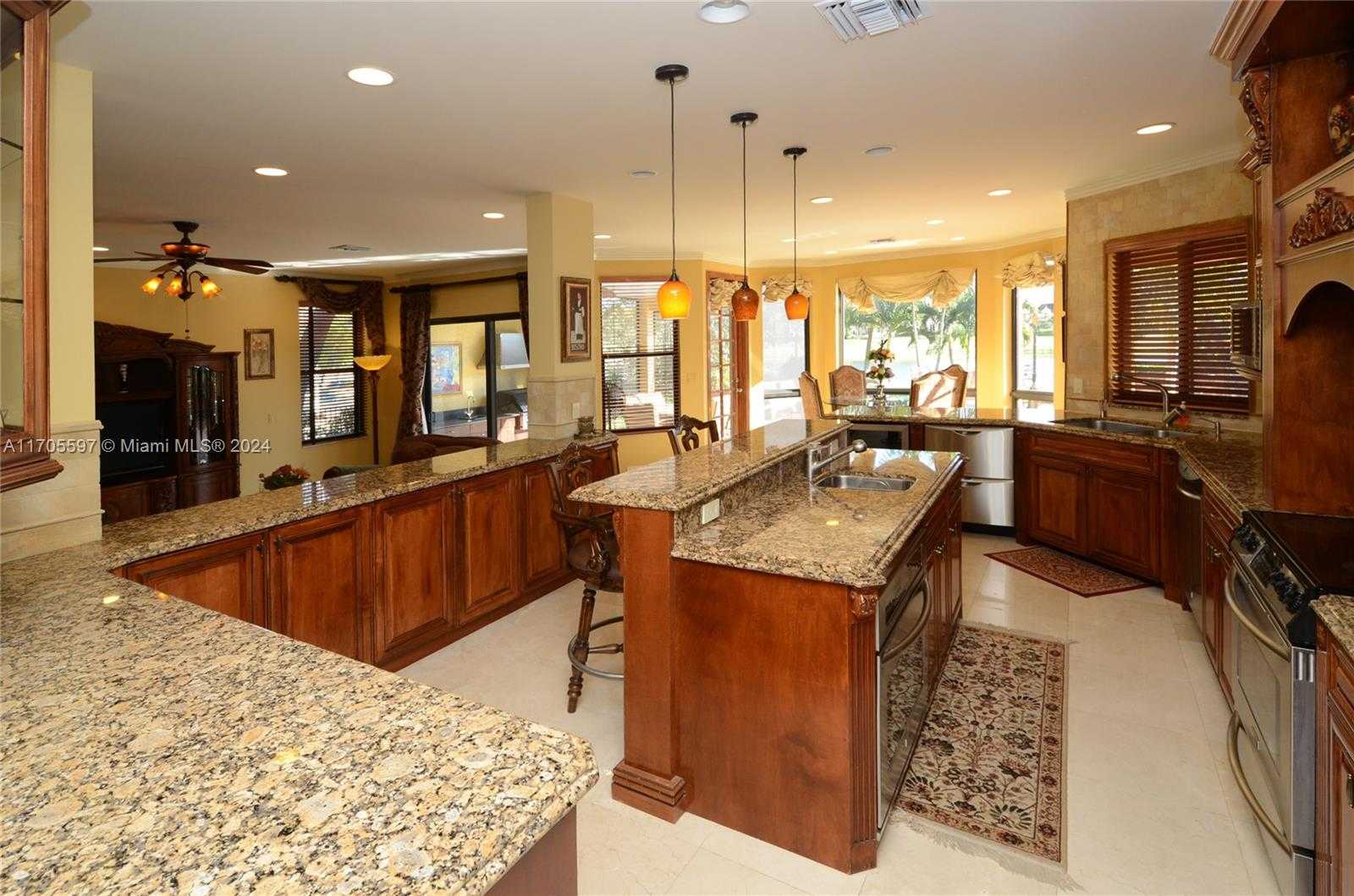 Small Image of 12040 NORTH EAGLE TRACE BLVD N, Coral Springs Number 36