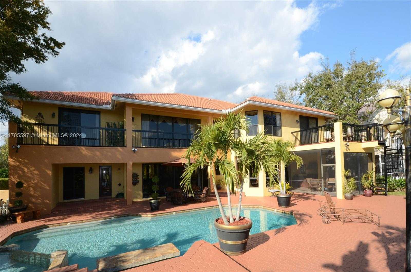 Small Image of 12040 NORTH EAGLE TRACE BLVD N, Coral Springs Number 49