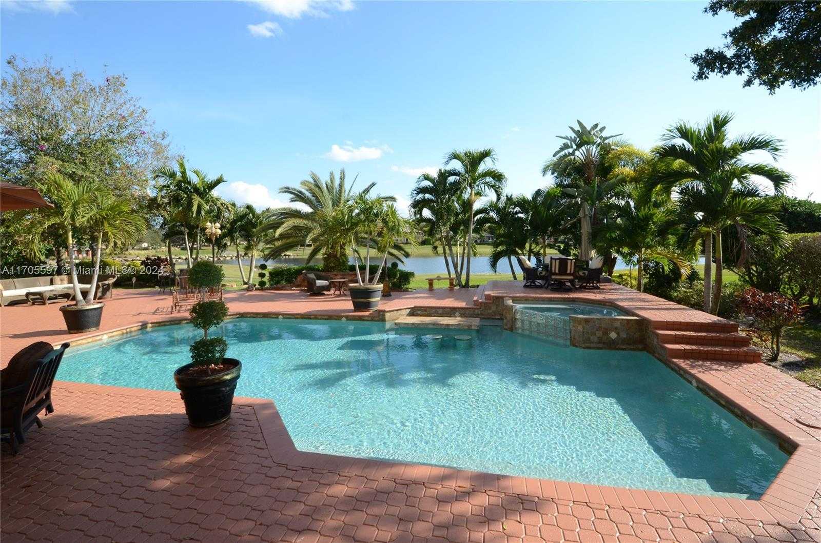 Small Image of 12040 NORTH EAGLE TRACE BLVD N, Coral Springs Number 52