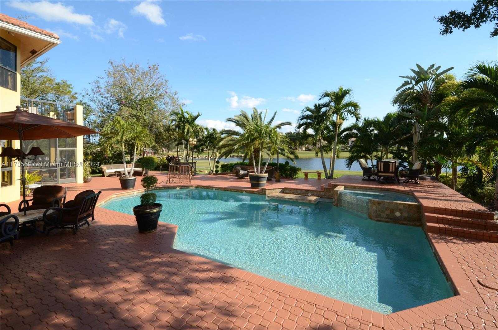 Small Image of 12040 NORTH EAGLE TRACE BLVD N, Coral Springs Number 53