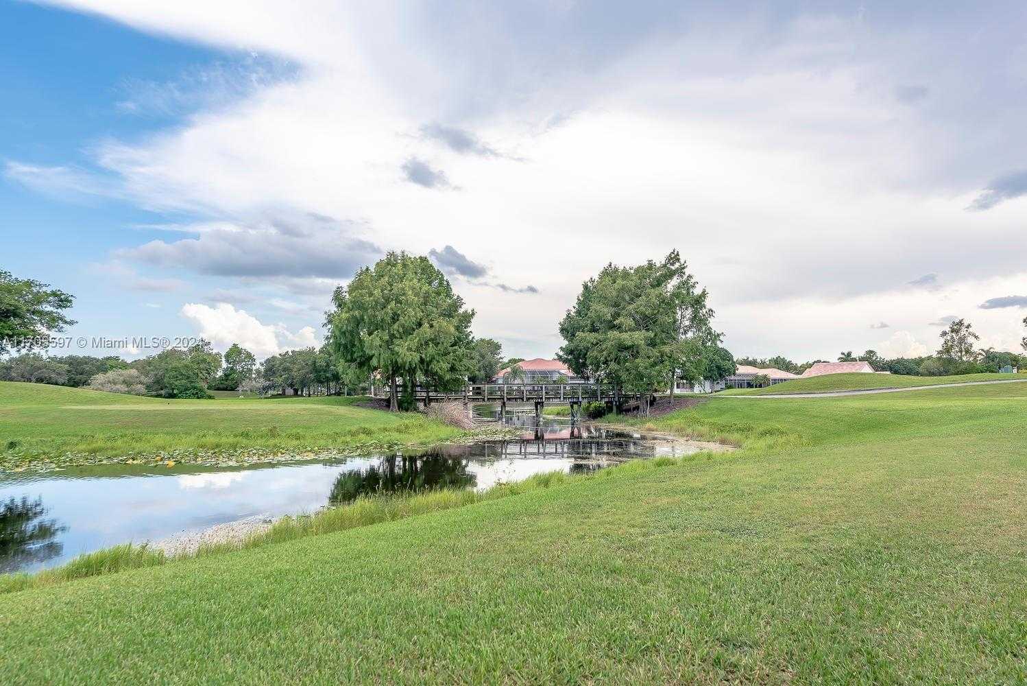 Small Image of 12040 NORTH EAGLE TRACE BLVD N, Coral Springs Number 61