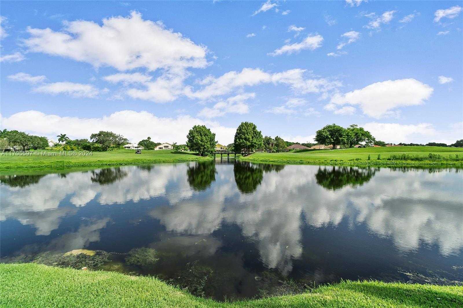 Small Image of 12040 NORTH EAGLE TRACE BLVD N, Coral Springs Number 62