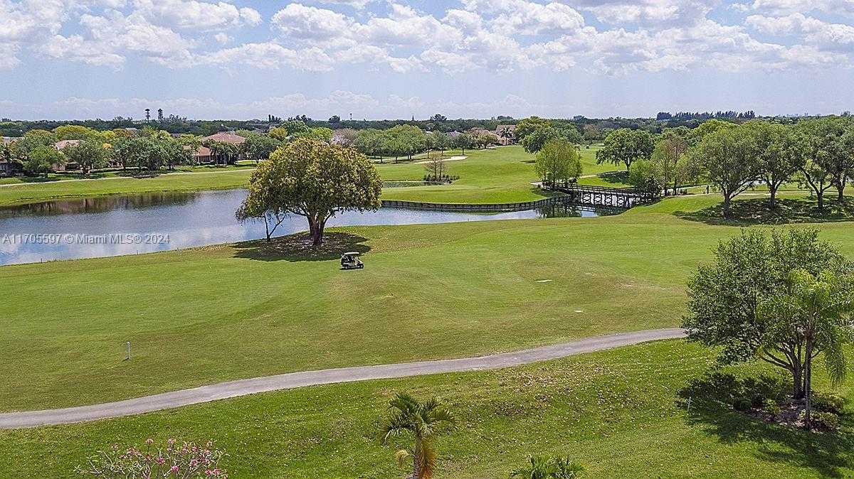 Small Image of 12040 NORTH EAGLE TRACE BLVD N, Coral Springs Number 70