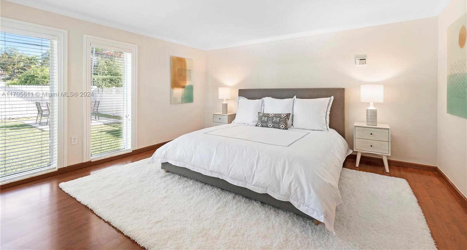 Small Image of 5371 NORTH BAY RD, Miami Beach Number 10