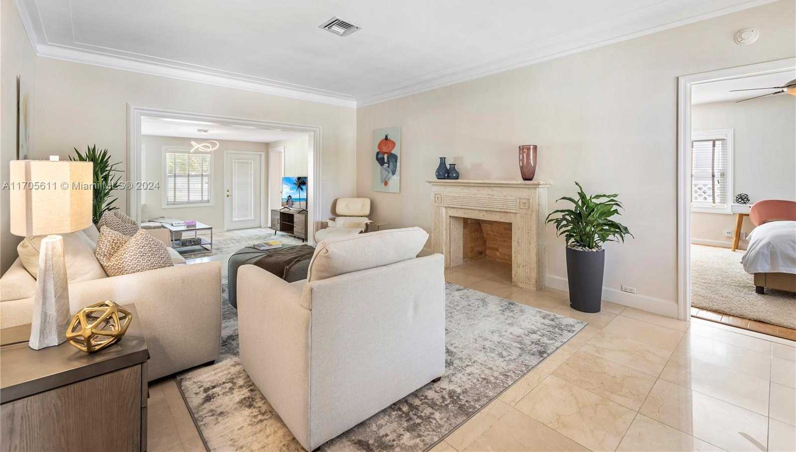 Small Image of 5371 NORTH BAY RD, Miami Beach Number 16