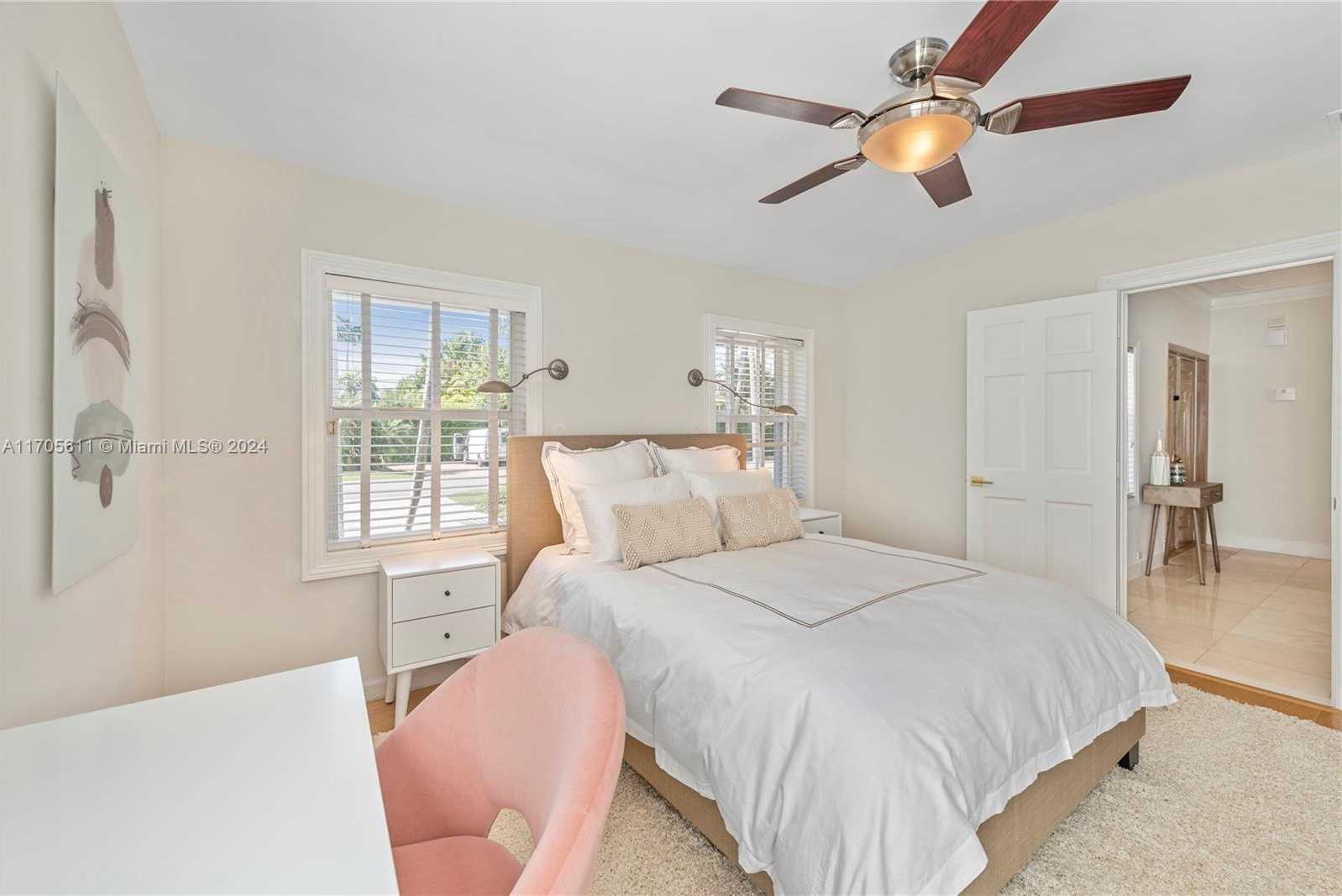 Small Image of 5371 NORTH BAY RD, Miami Beach Number 20