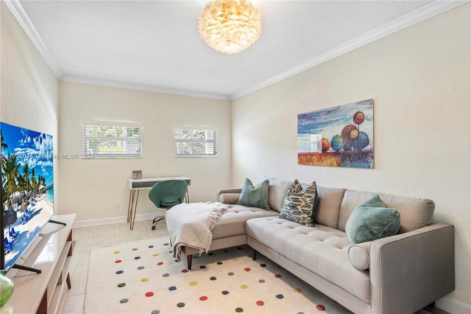 Small Image of 5371 NORTH BAY RD, Miami Beach Number 25