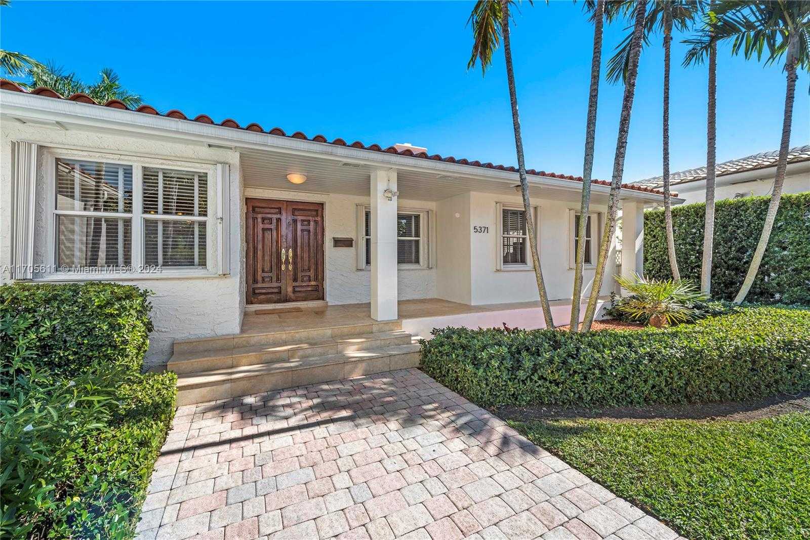 Small Image of 5371 NORTH BAY RD, Miami Beach Number 29