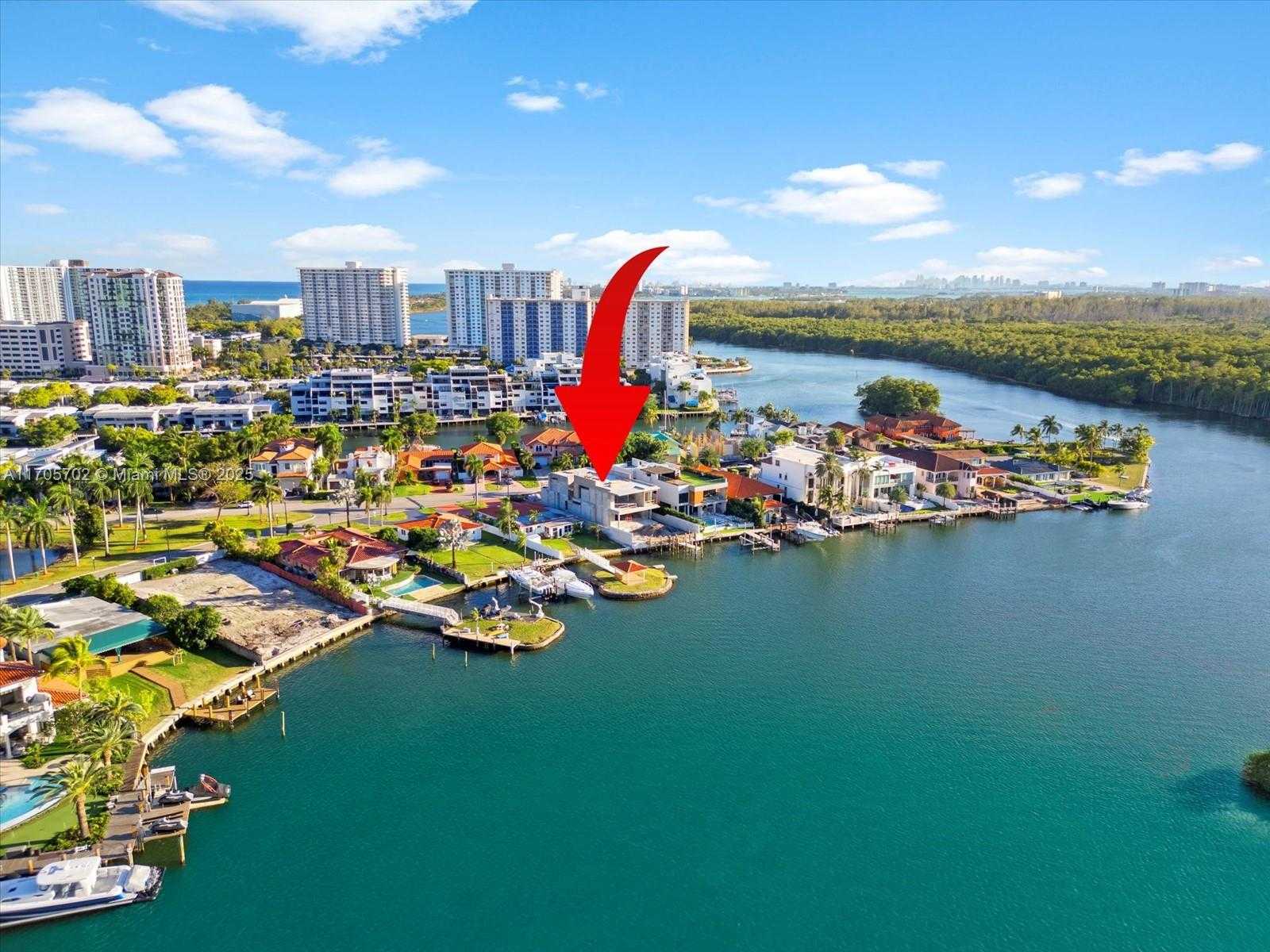 Small Image of 307 ATLANTIC AVE, Sunny Isles Beach Number 12