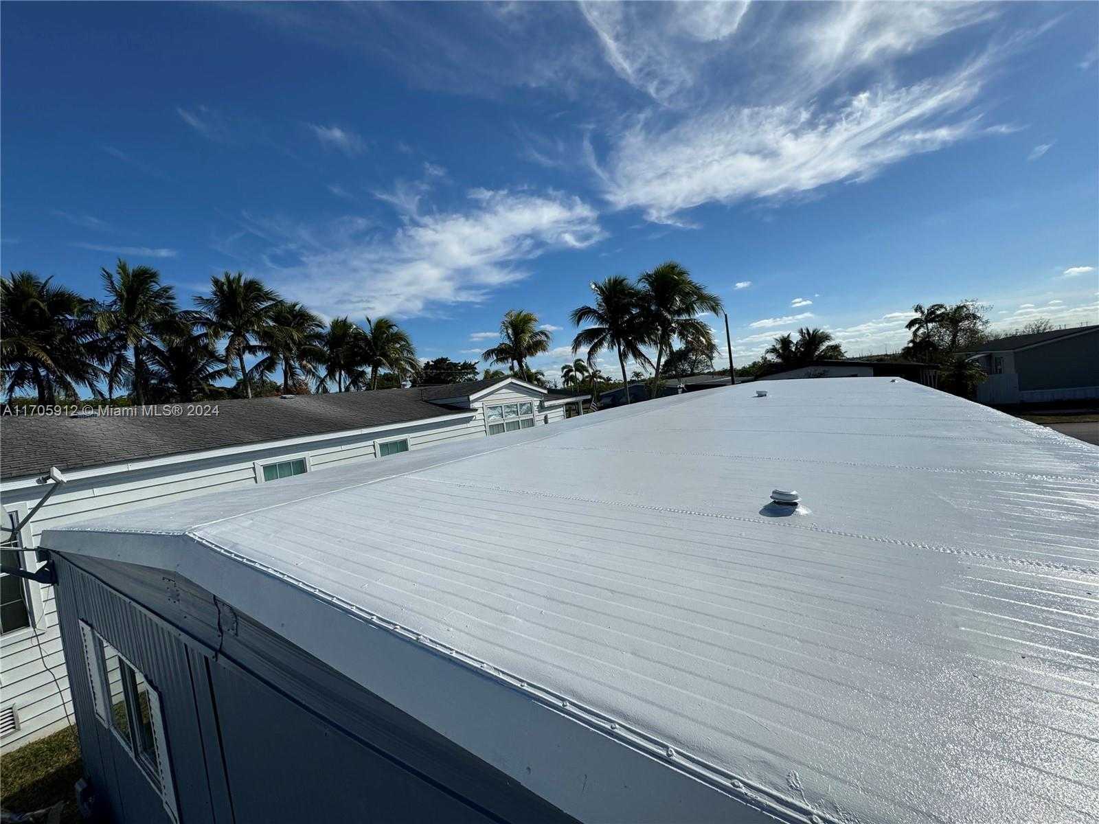 Small Image of 21511 NORTH WEST 3RD ST, Pembroke Pines Number 11