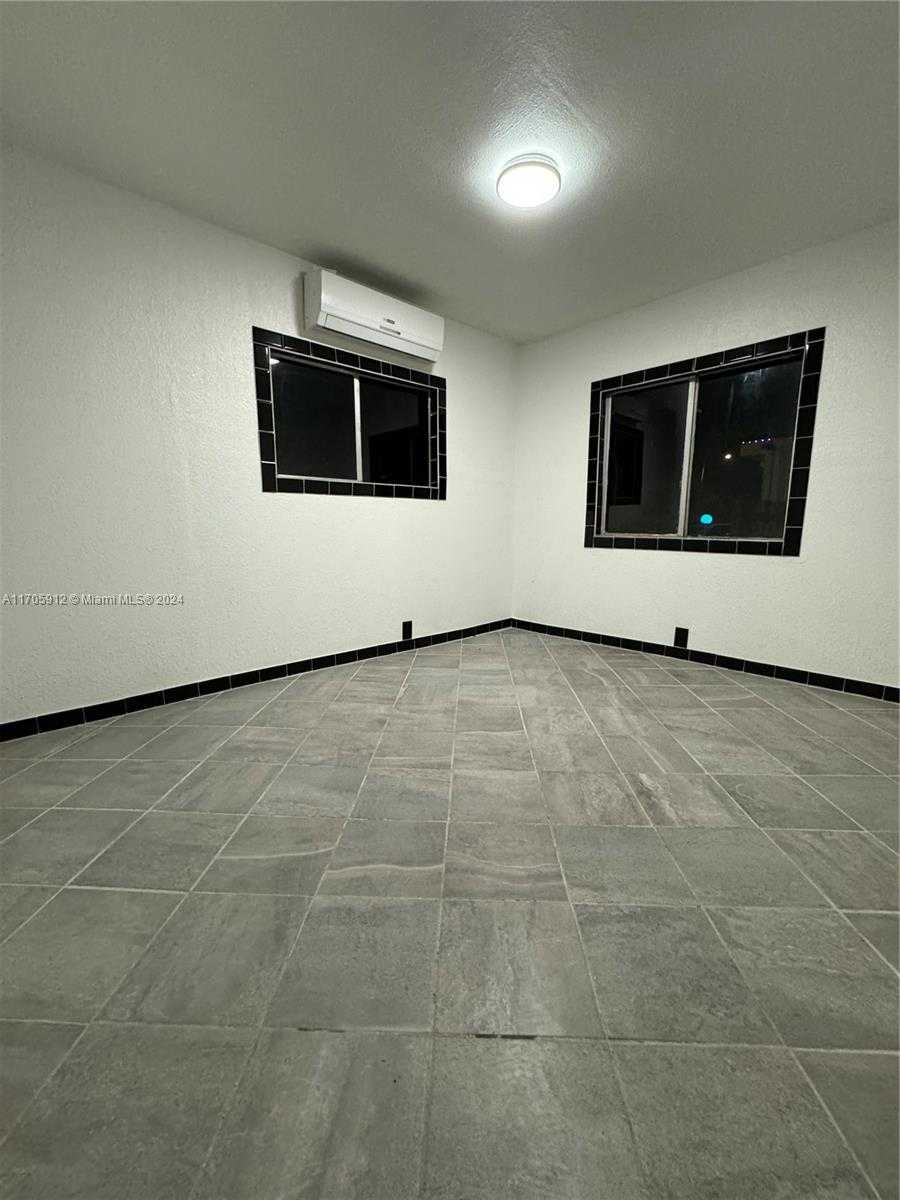 Small Image of 21511 NORTH WEST 3RD ST, Pembroke Pines Number 12