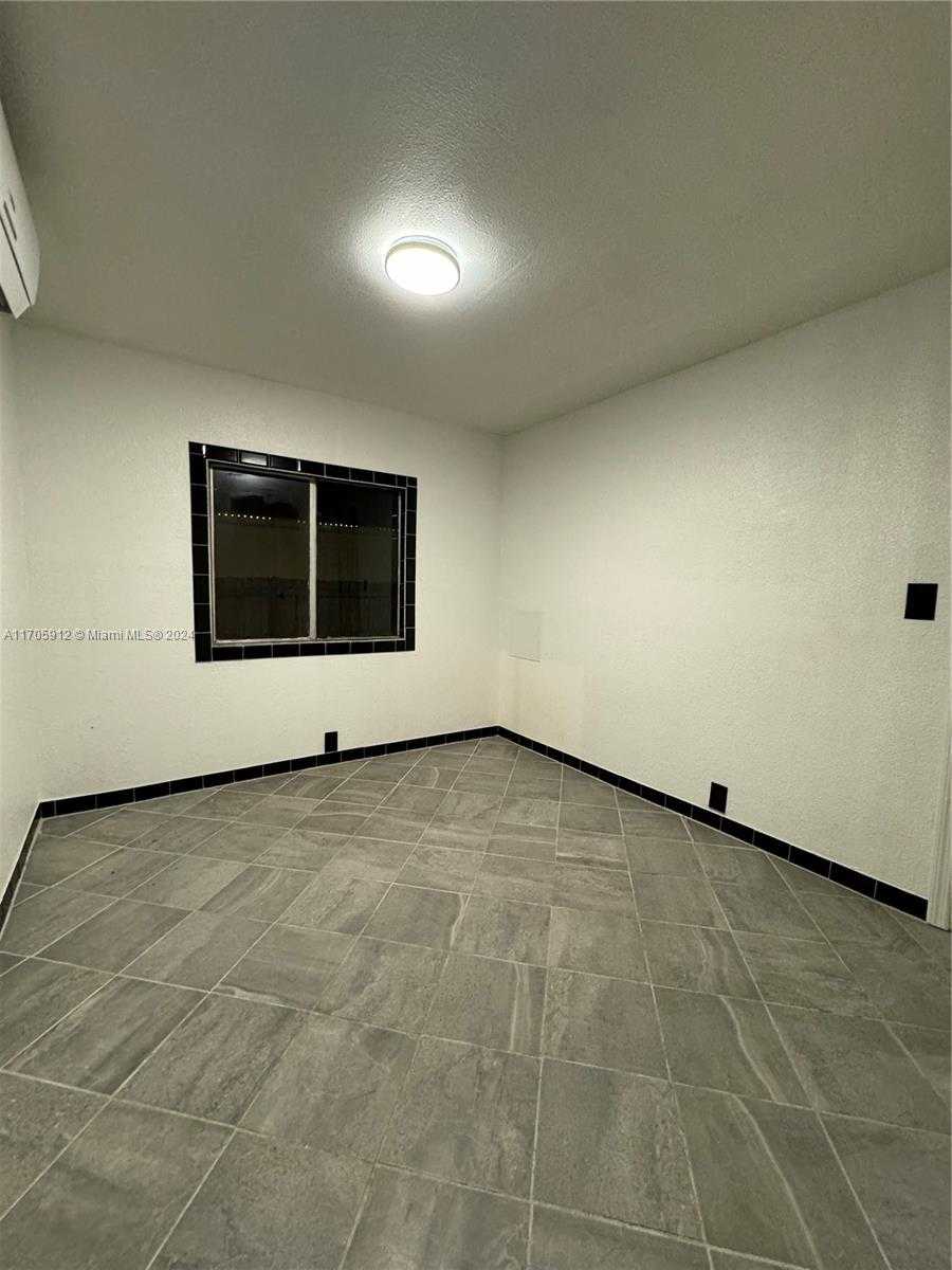 Small Image of 21511 NORTH WEST 3RD ST, Pembroke Pines Number 13