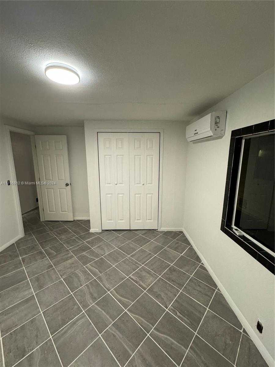Small Image of 21511 NORTH WEST 3RD ST, Pembroke Pines Number 27