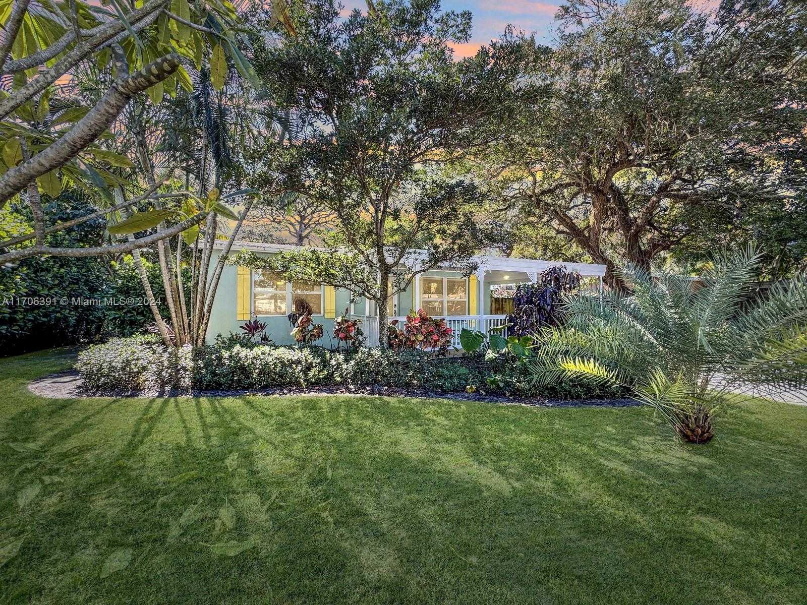 Small Image of 1820 SOUTH WEST 11TH CT, Fort Lauderdale Number 2