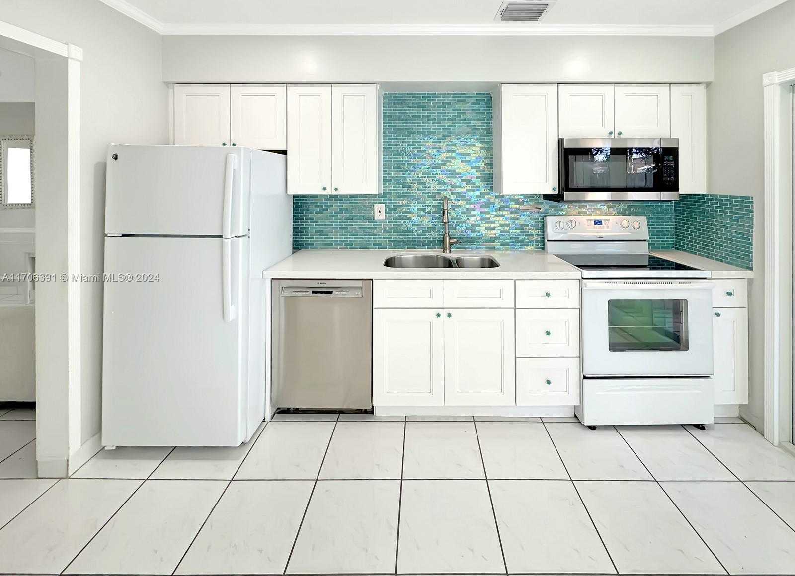 Small Image of 1820 SOUTH WEST 11TH CT, Fort Lauderdale Number 20