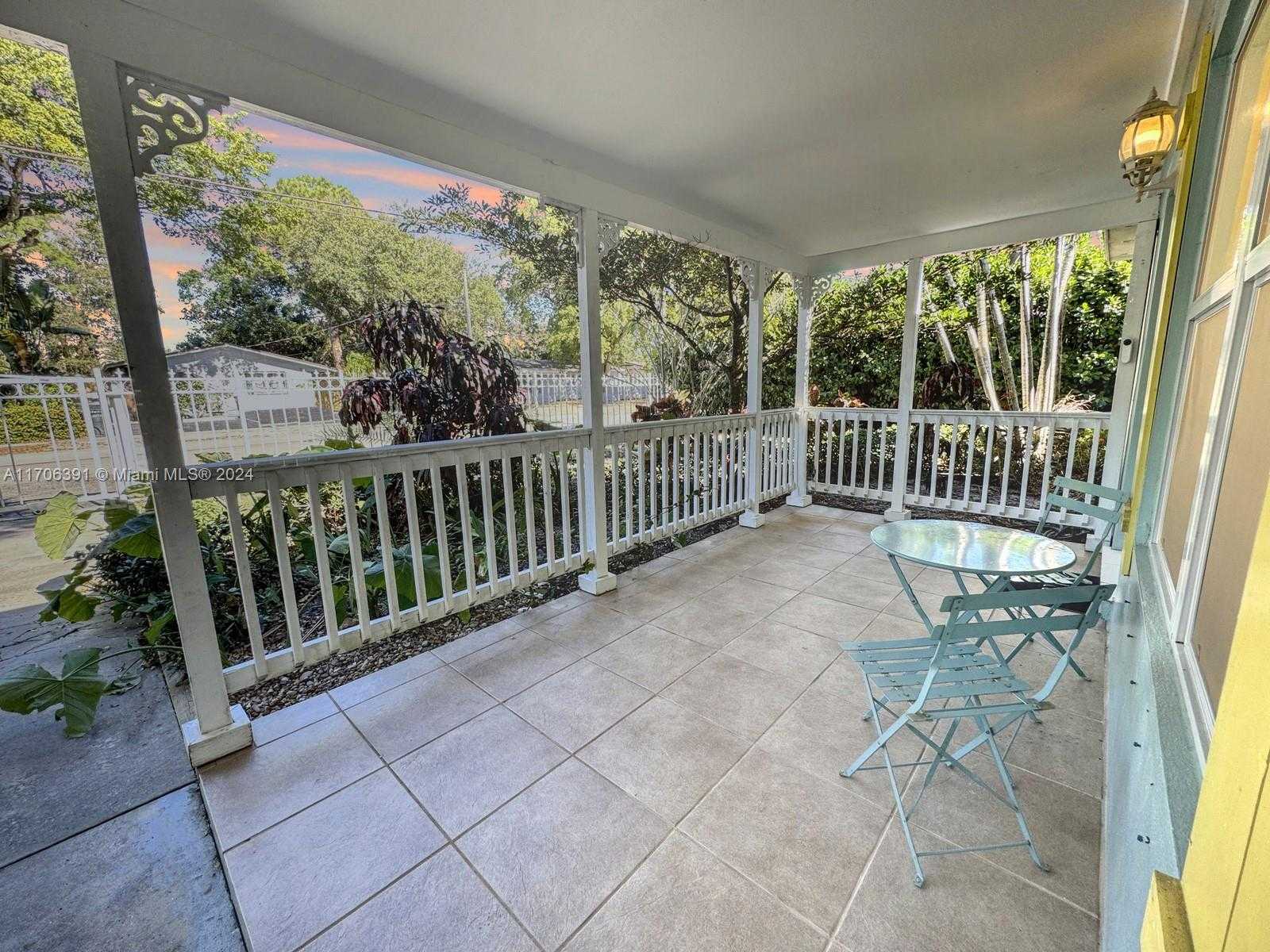Small Image of 1820 SOUTH WEST 11TH CT, Fort Lauderdale Number 6