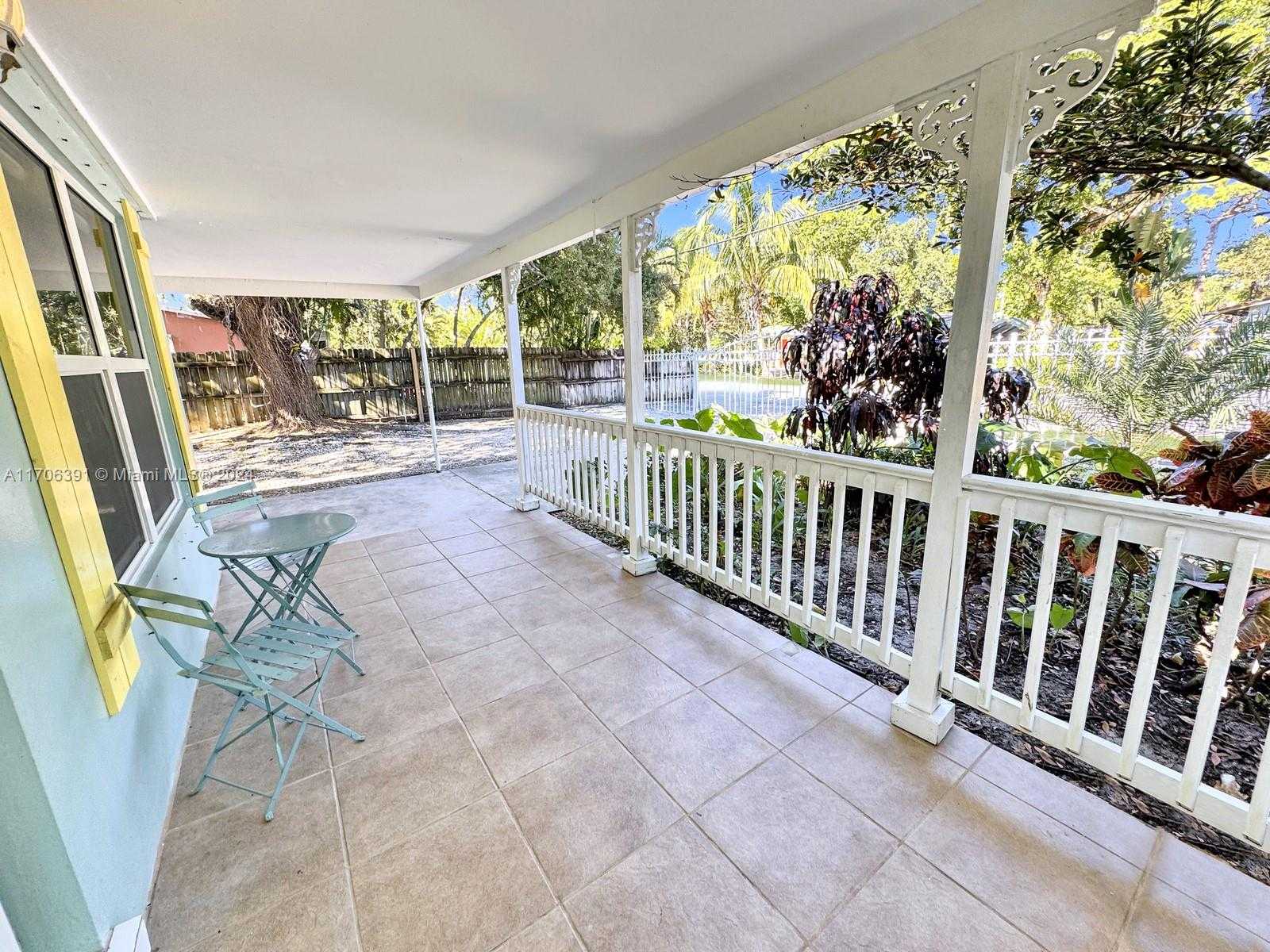 Small Image of 1820 SOUTH WEST 11TH CT, Fort Lauderdale Number 7