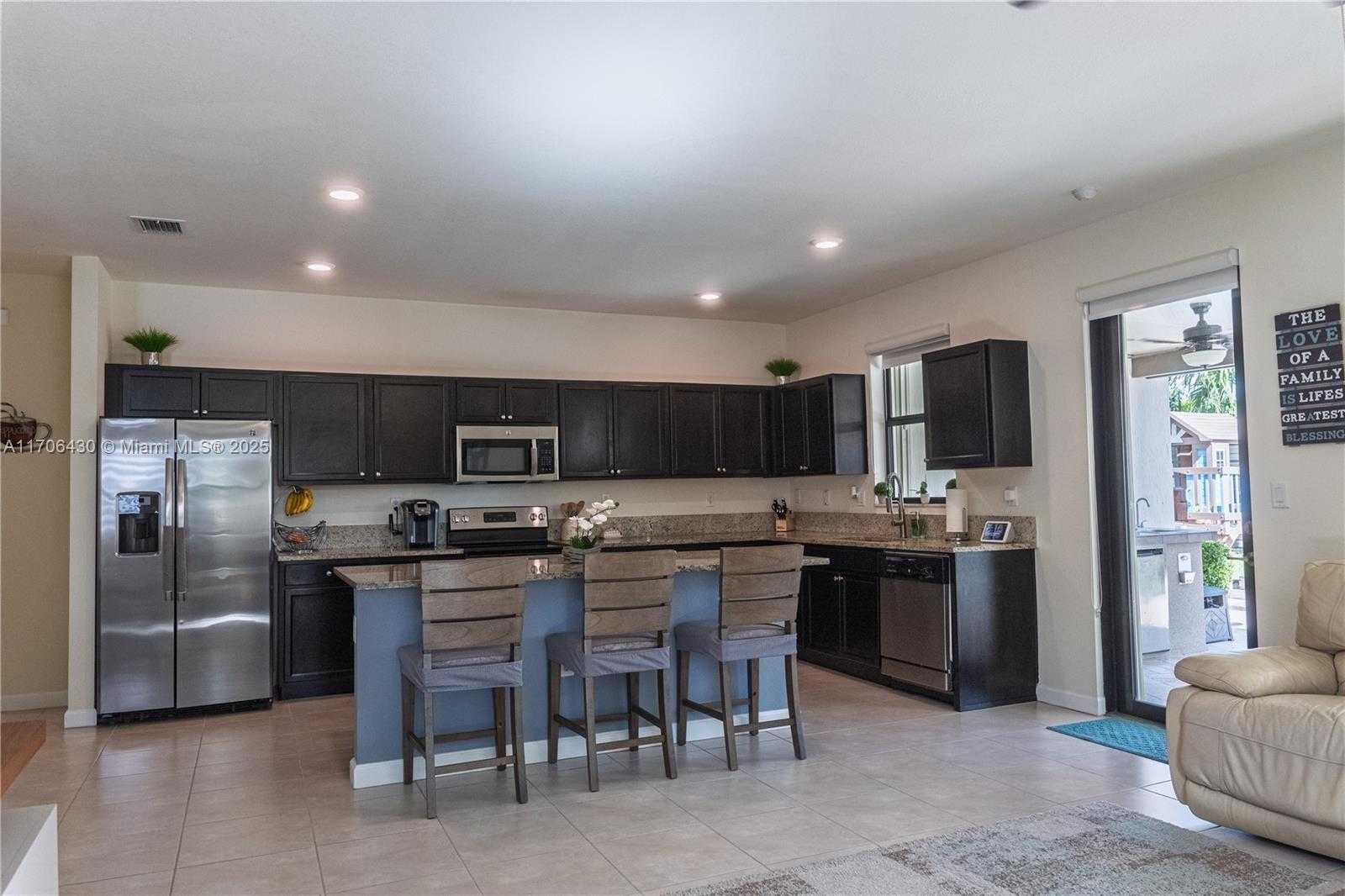 Small Image of 221 SOUTH EAST 35TH AVE, Homestead Number 16