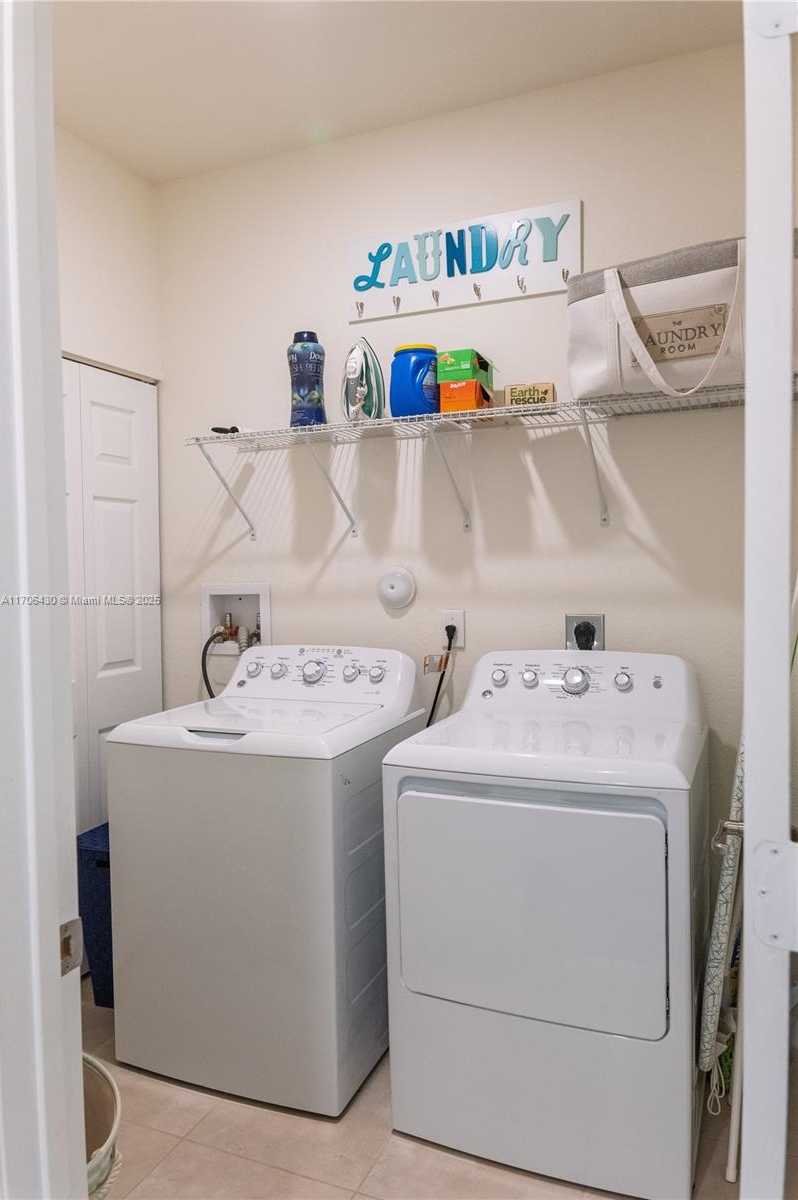 Small Image of 221 SOUTH EAST 35TH AVE, Homestead Number 20