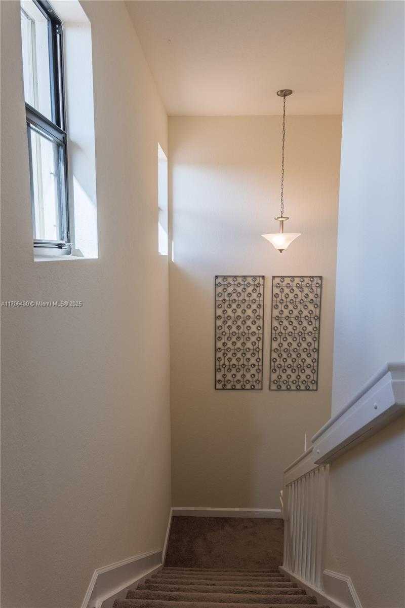 Small Image of 221 SOUTH EAST 35TH AVE, Homestead Number 22