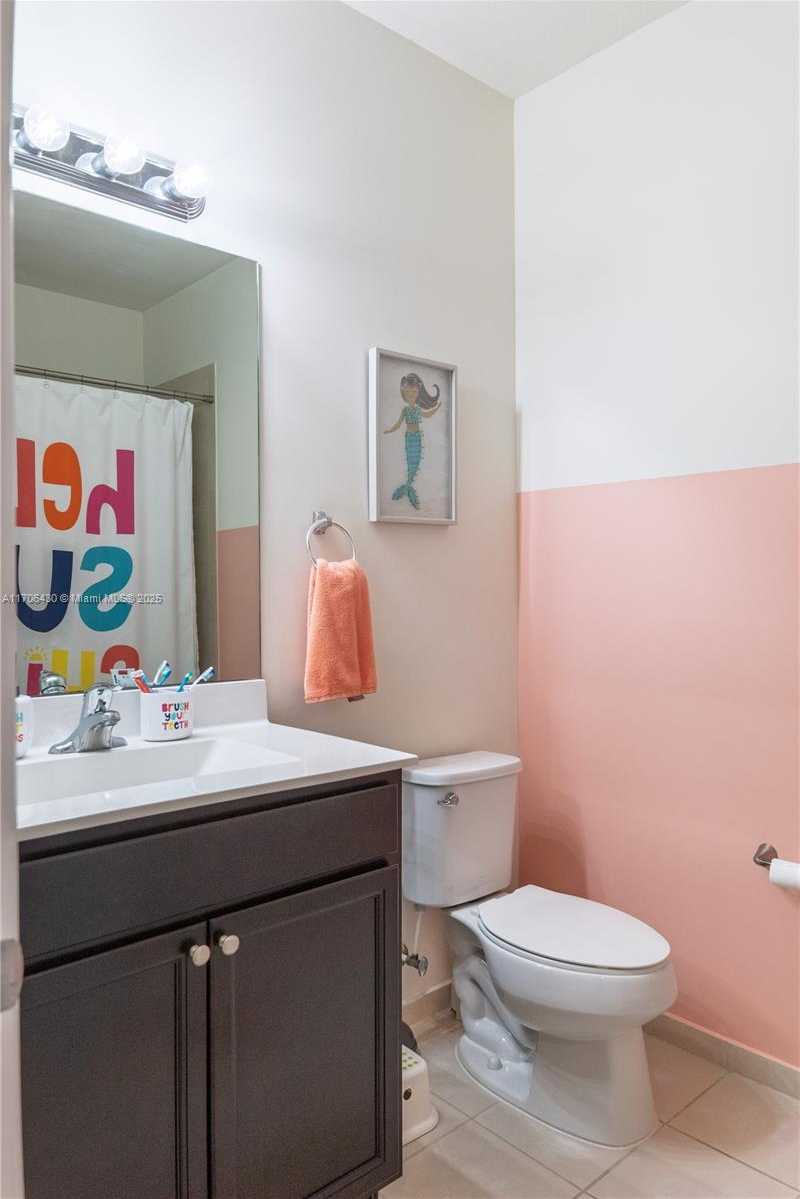 Small Image of 221 SOUTH EAST 35TH AVE, Homestead Number 27