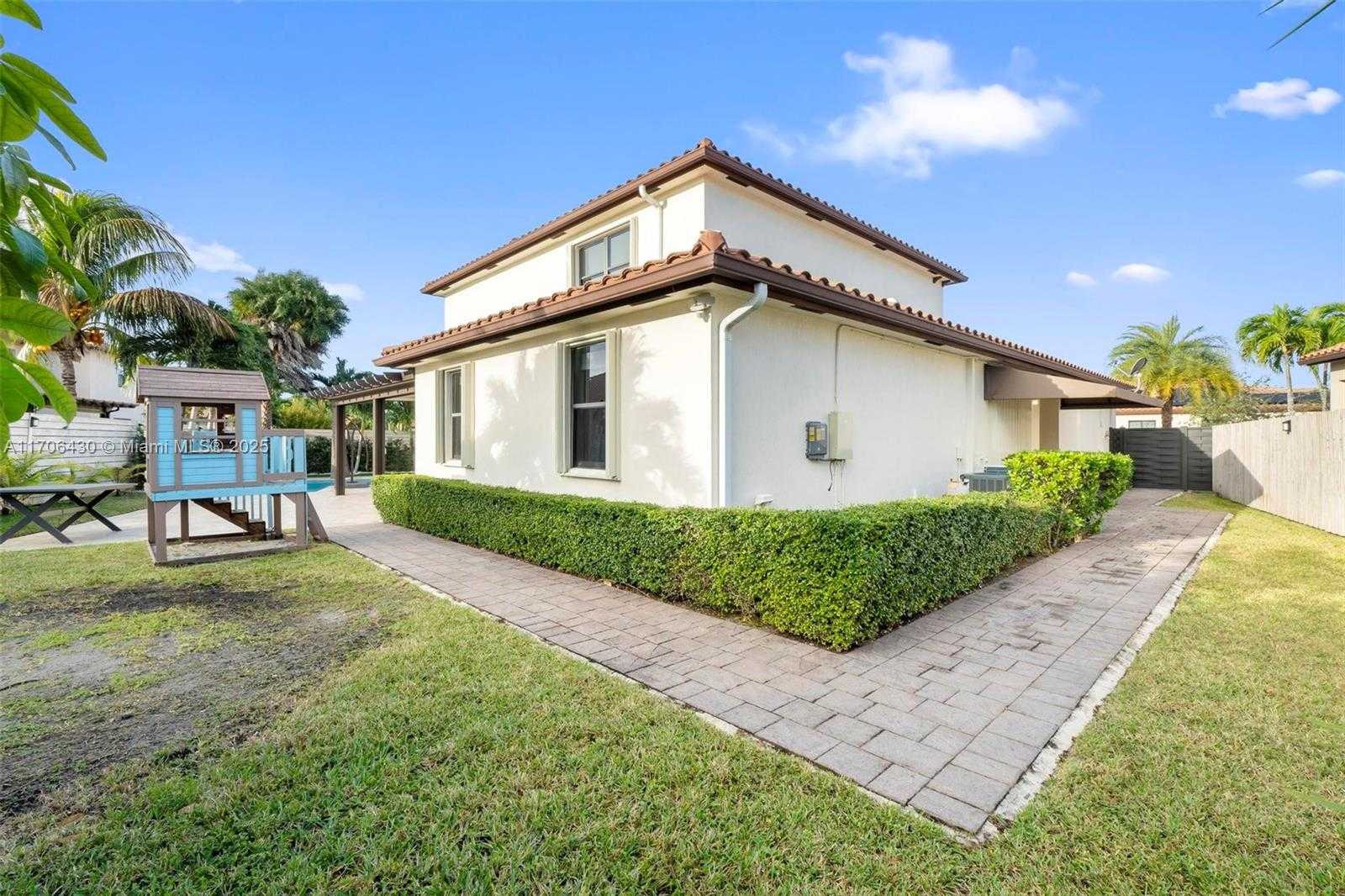 Small Image of 221 SOUTH EAST 35TH AVE, Homestead Number 57