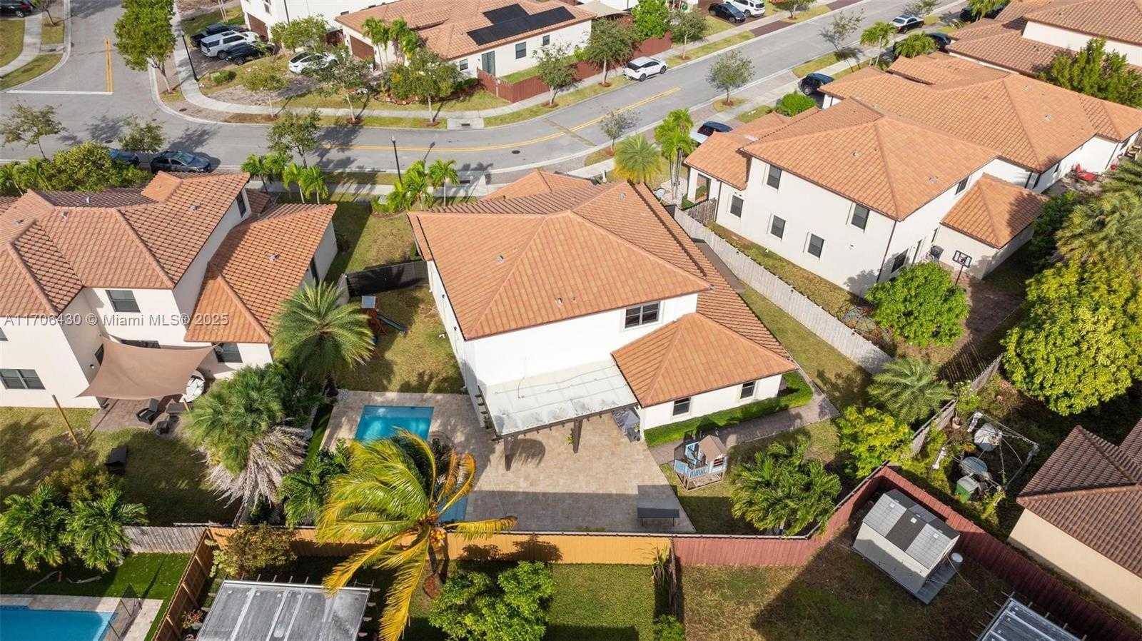 Small Image of 221 SOUTH EAST 35TH AVE, Homestead Number 6