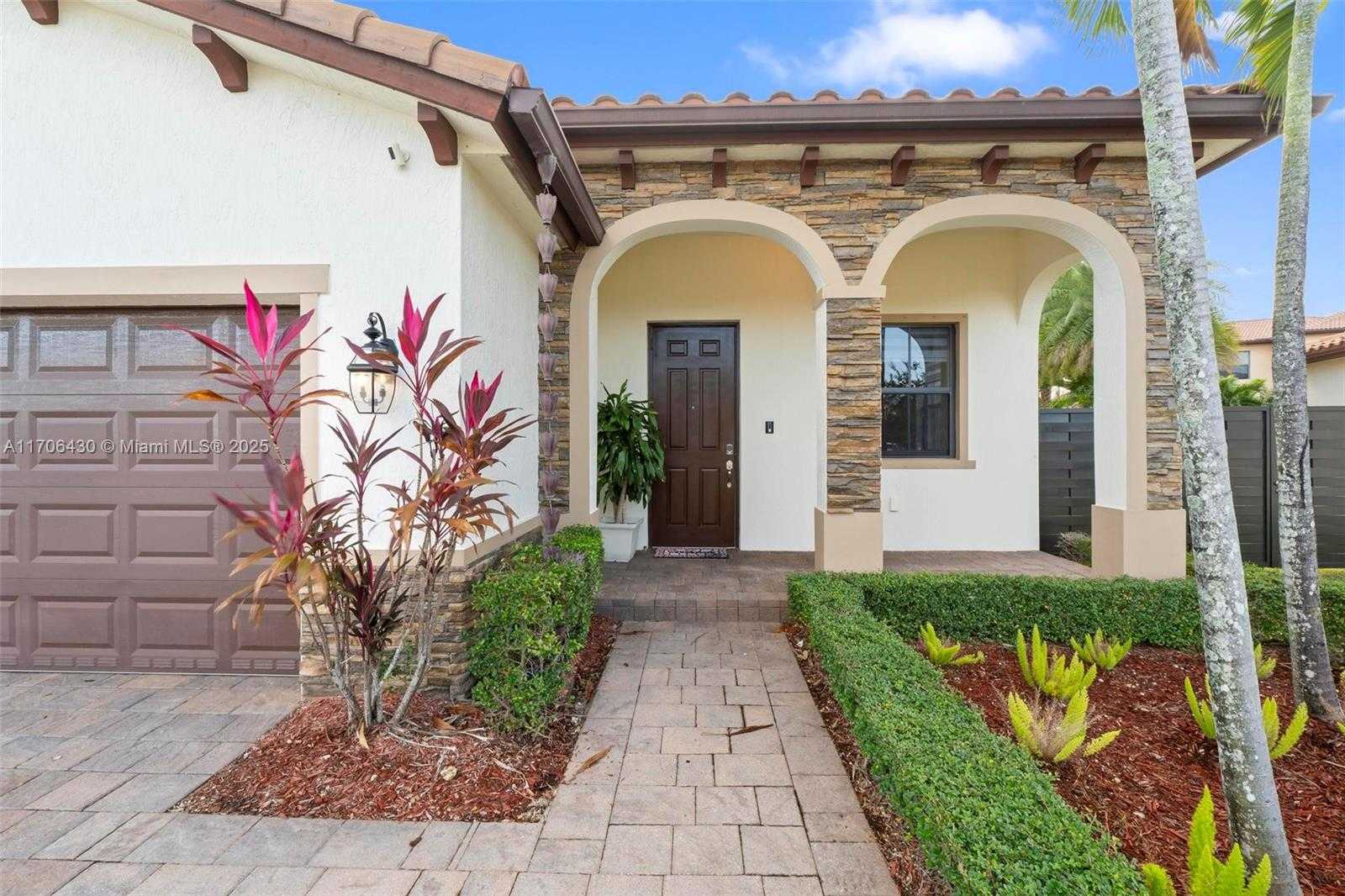 Small Image of 221 SOUTH EAST 35TH AVE, Homestead Number 7