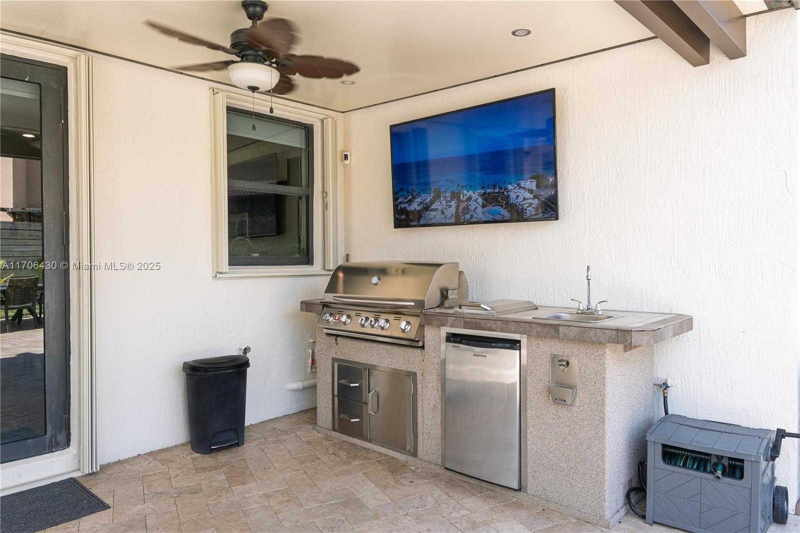 Small Image of 221 SOUTH EAST 35TH AVE, Homestead Number 72