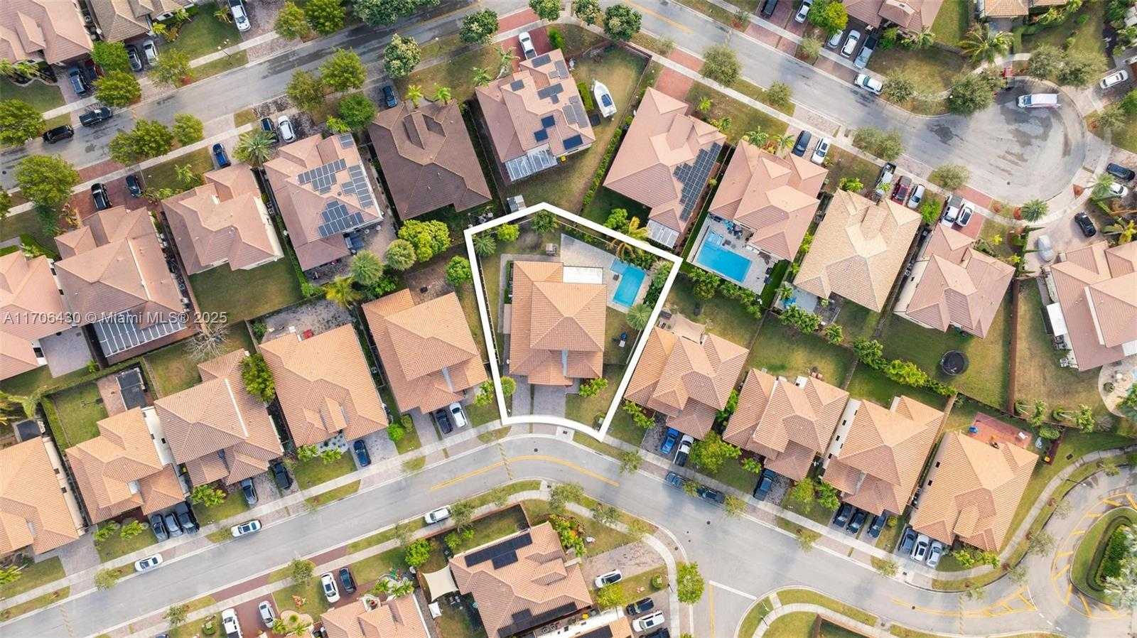 Small Image of 221 SOUTH EAST 35TH AVE, Homestead Number 77