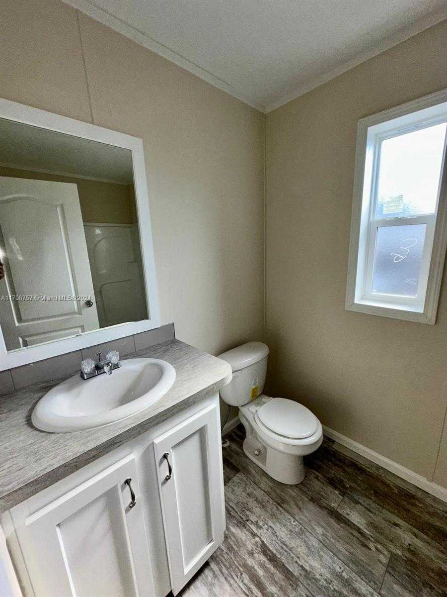 Small Image of 404 NORTH WEST 134TH AV, Plantation Number 16