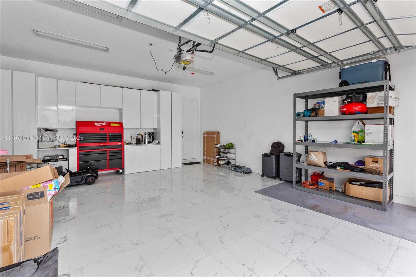 Small Image of 10410 RANCHETTE DR, Cooper City Number 52