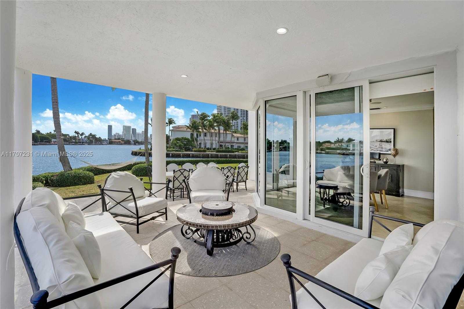 Small Image of 101 HOLIDAY DR, Hallandale Beach Number 9