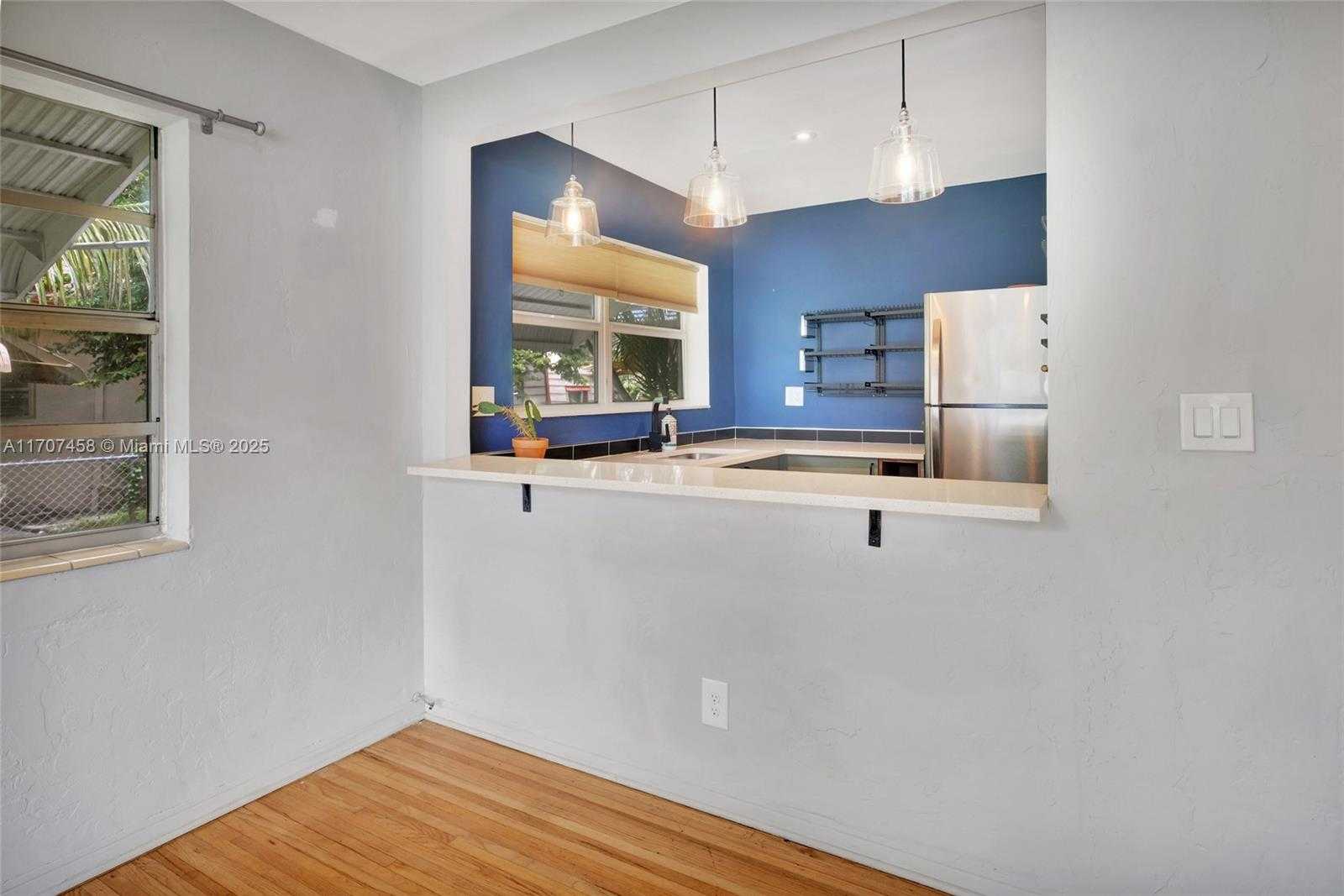 Small Image of 517 SOUTH 19TH AVE, Hollywood Number 12