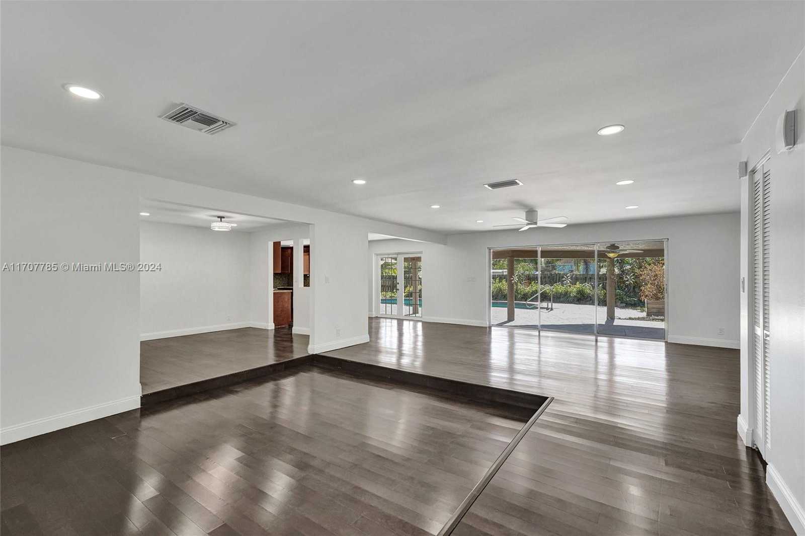 Small Image of 620 NORTH EAST 2ND STREET, Pompano Beach Number 14