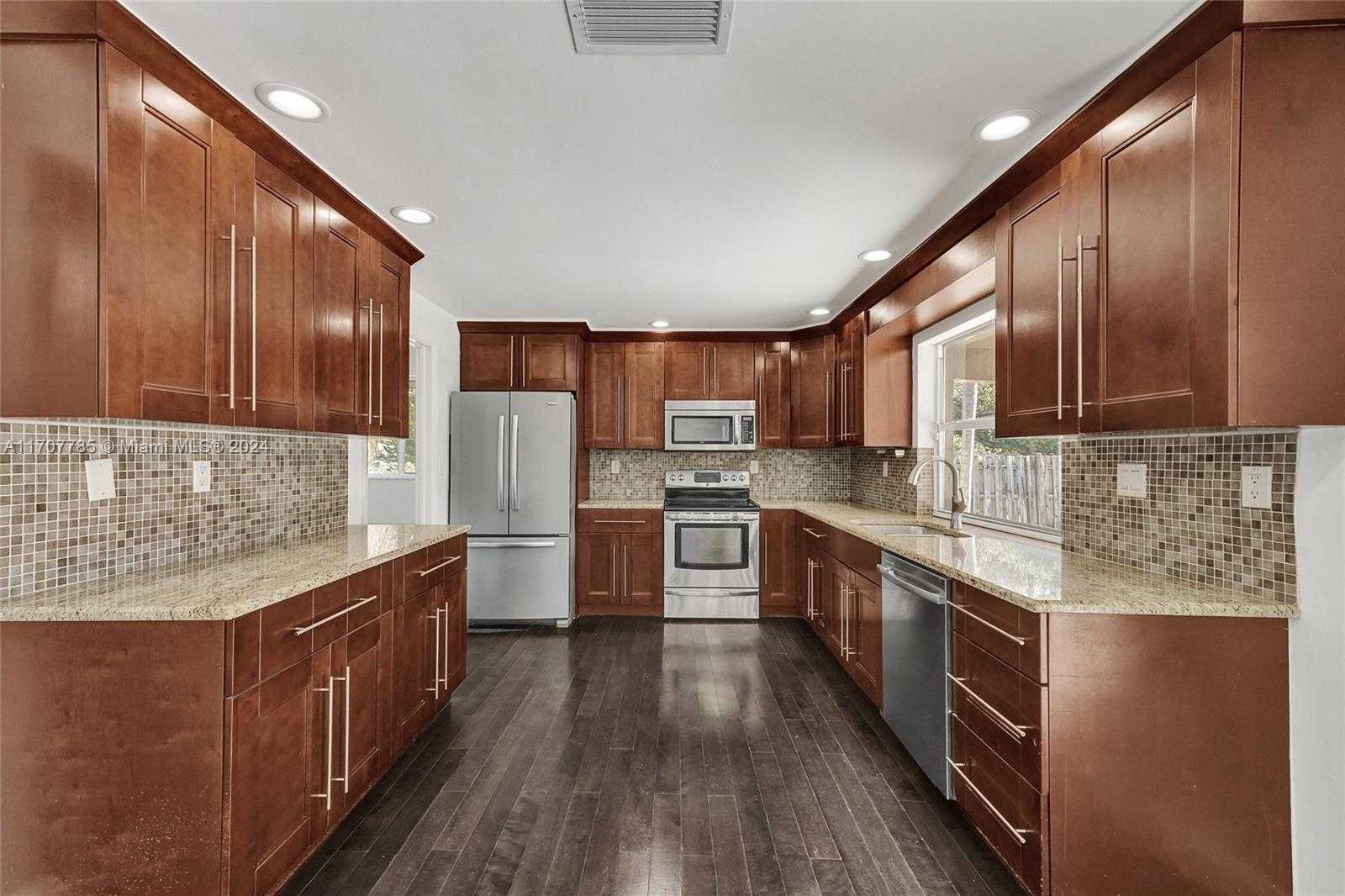 Small Image of 620 NORTH EAST 2ND STREET, Pompano Beach Number 20