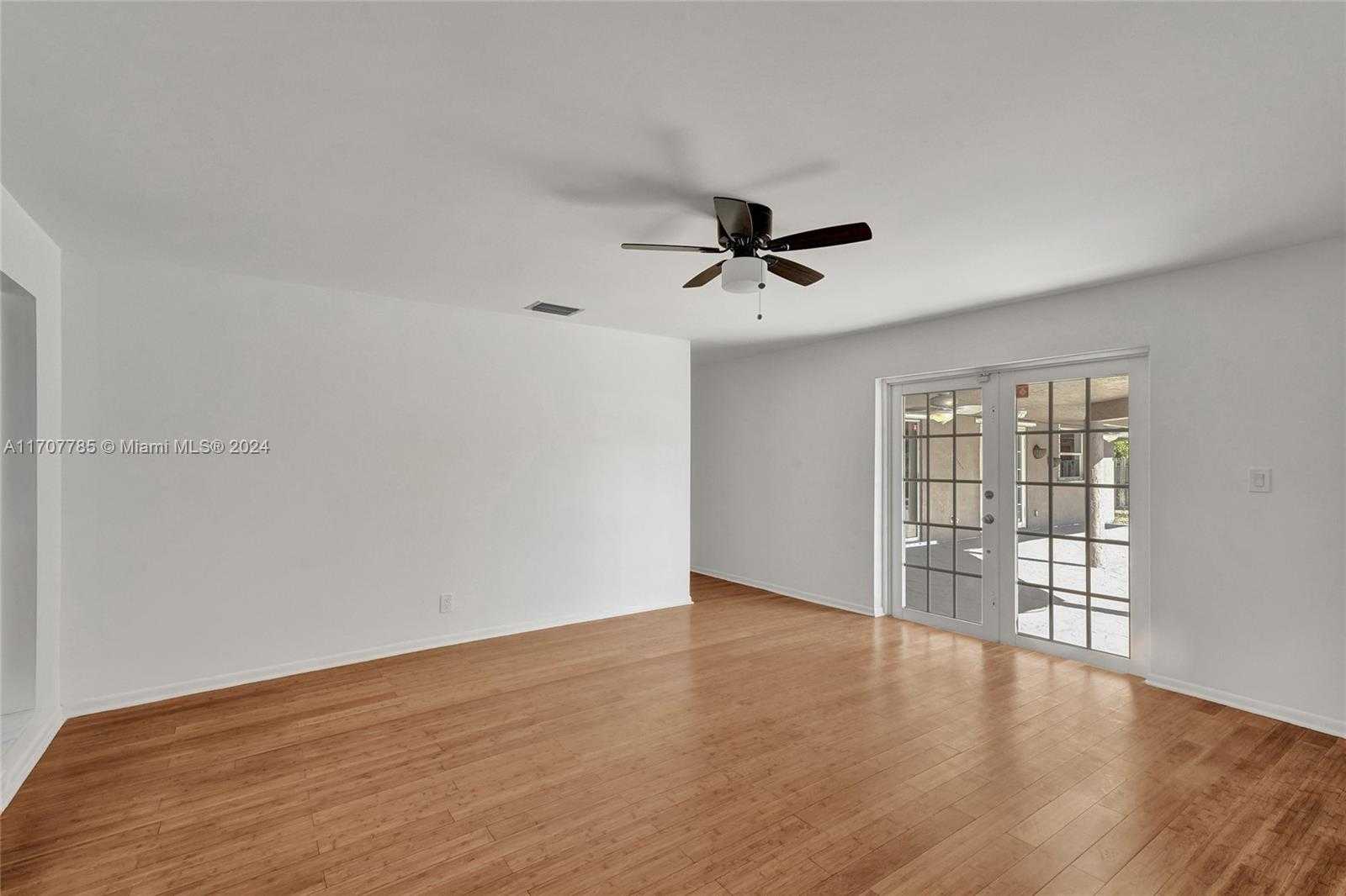 Small Image of 620 NORTH EAST 2ND STREET, Pompano Beach Number 25